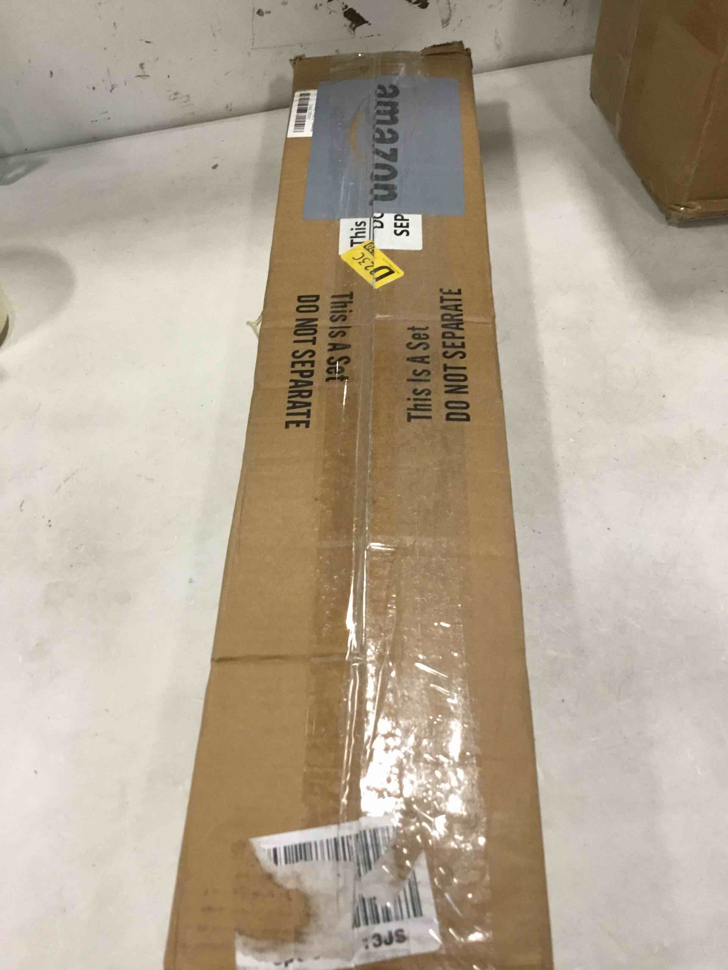 https://s3.amazonaws.com/lotting-images-prod/bidfta/BLU5725638_1715261007862.jpeg