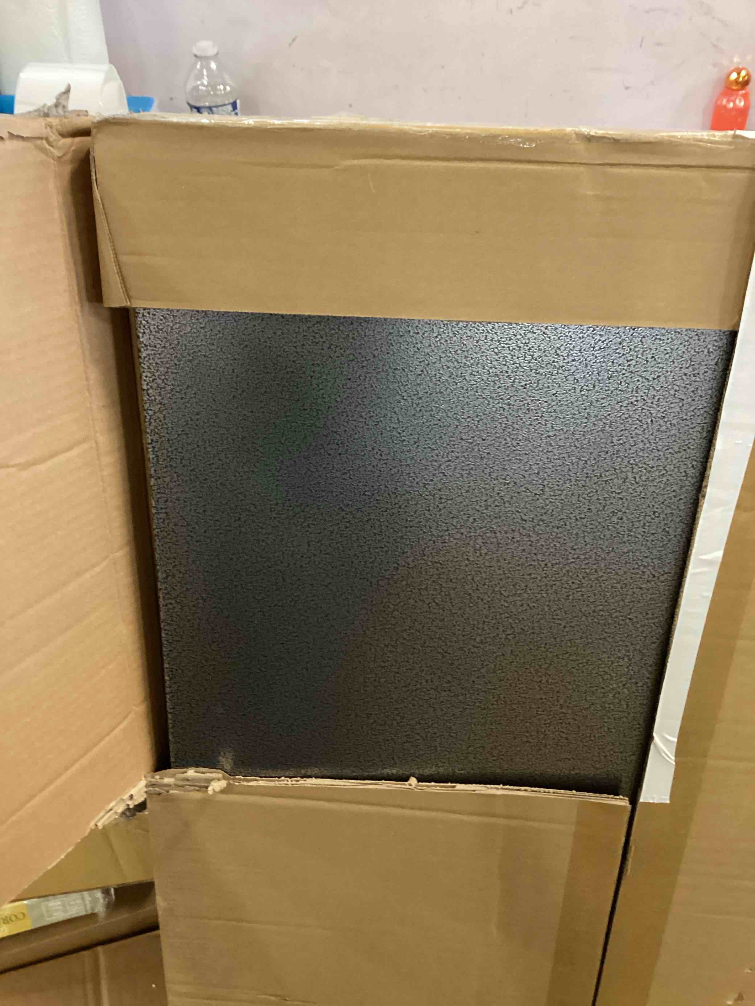 https://s3.amazonaws.com/lotting-images-prod/bidfta/BLU5725950_1714501112746.jpeg
