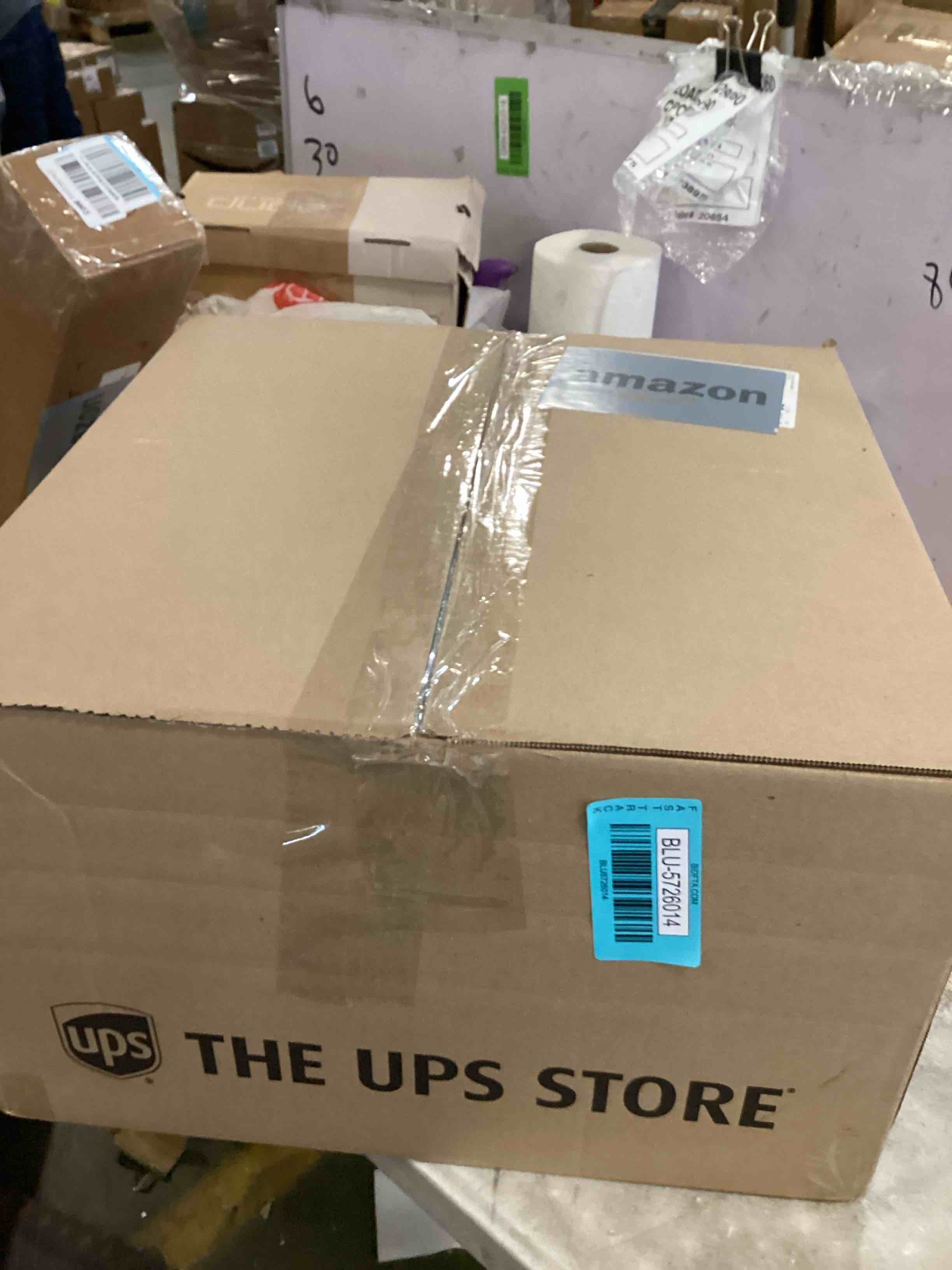 https://s3.amazonaws.com/lotting-images-prod/bidfta/BLU5726014_1714508108105.jpeg
