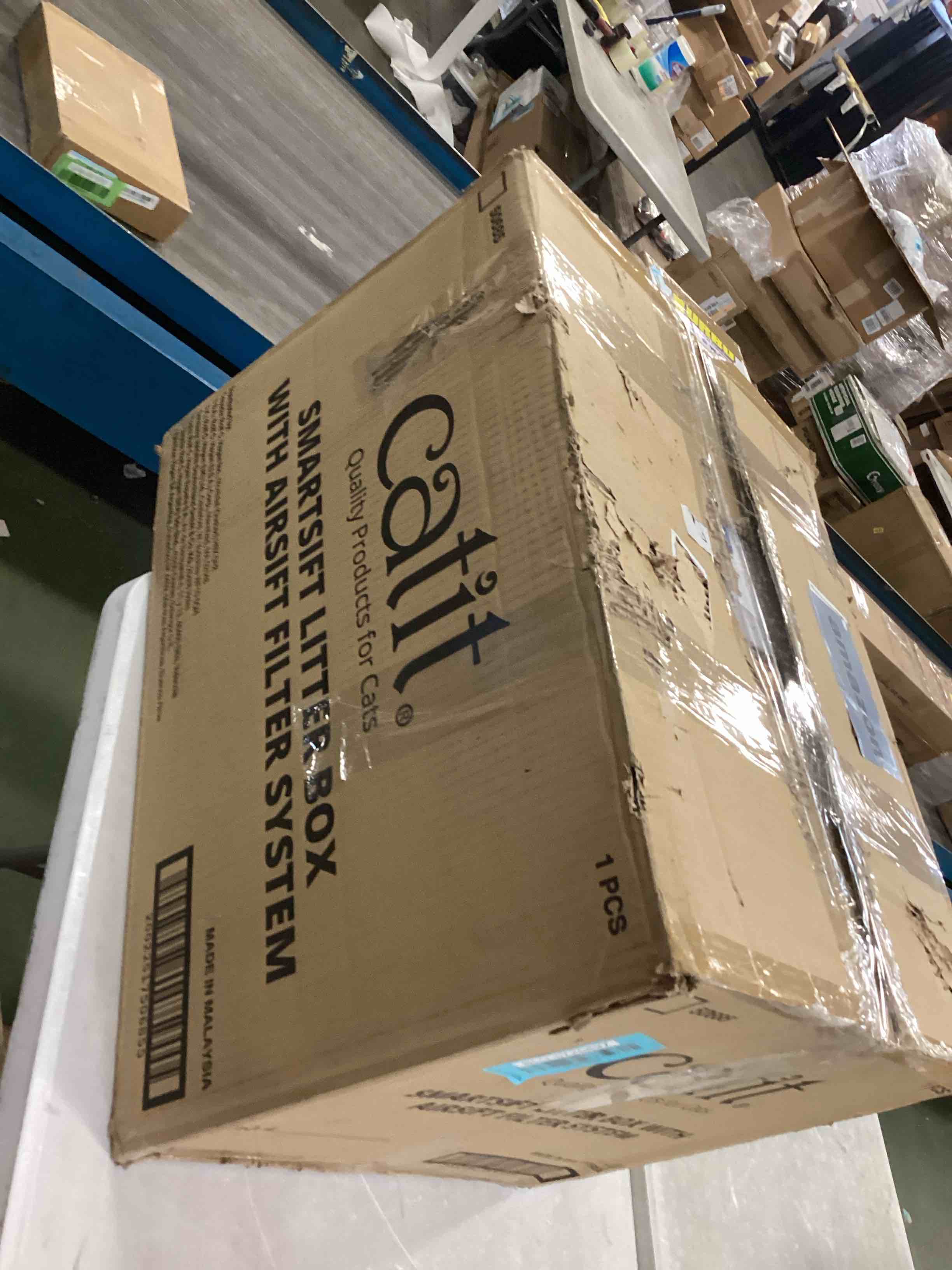 https://s3.amazonaws.com/lotting-images-prod/bidfta/BLU5726897_1715007468723.jpeg