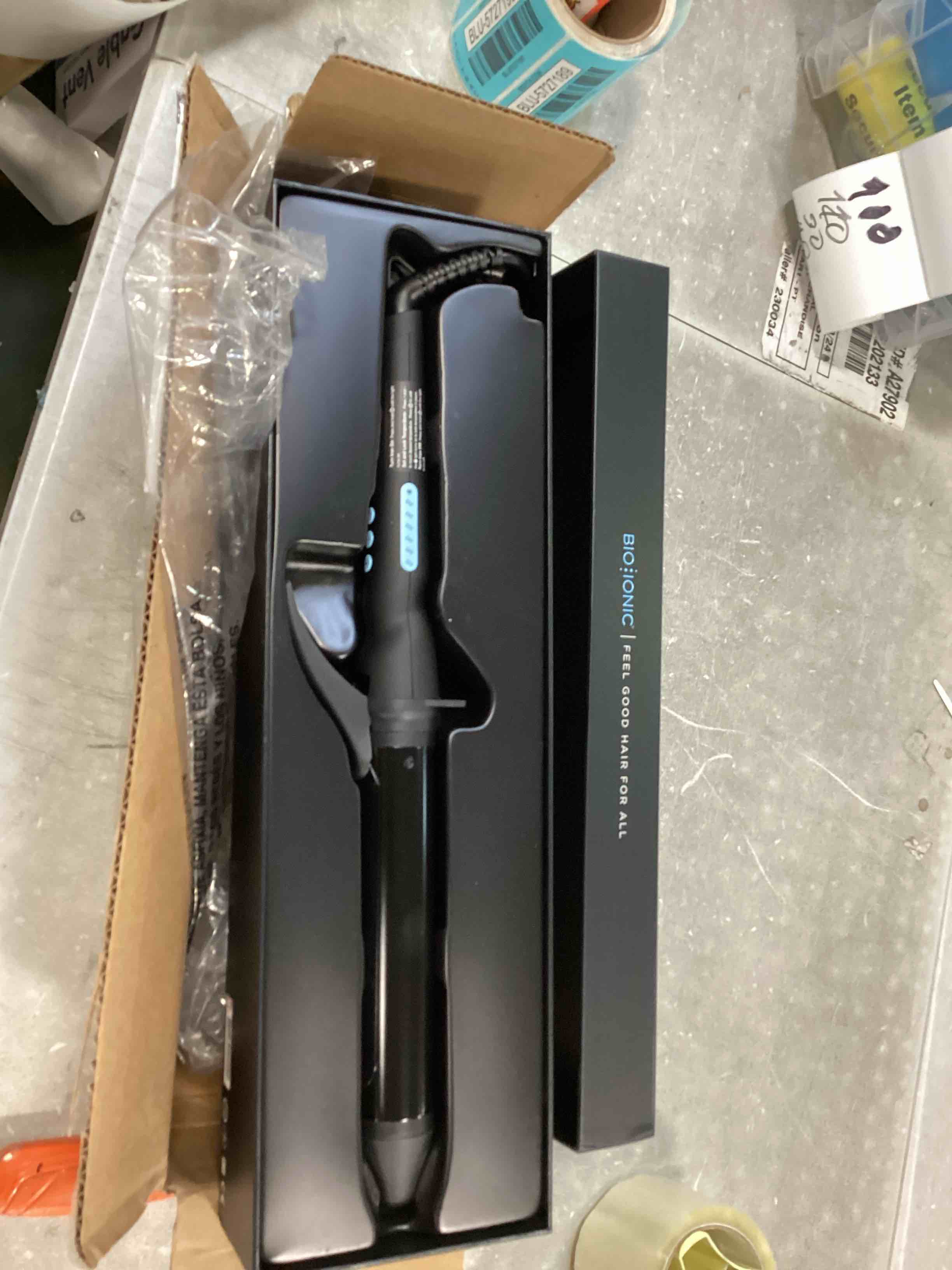 https://s3.amazonaws.com/lotting-images-prod/bidfta/BLU5727184_1715104897701.jpeg