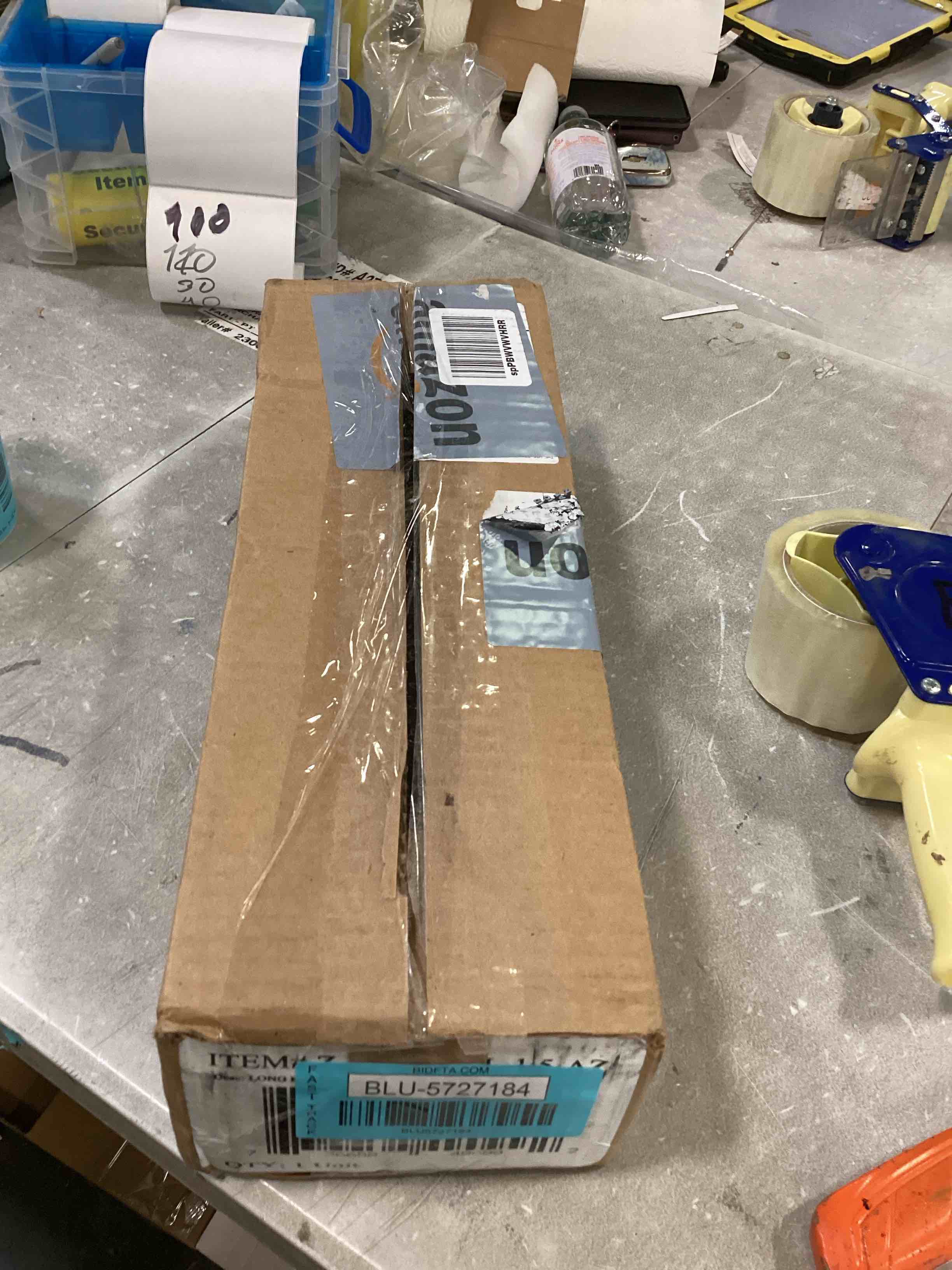 https://s3.amazonaws.com/lotting-images-prod/bidfta/BLU5727184_1715104921640.jpeg