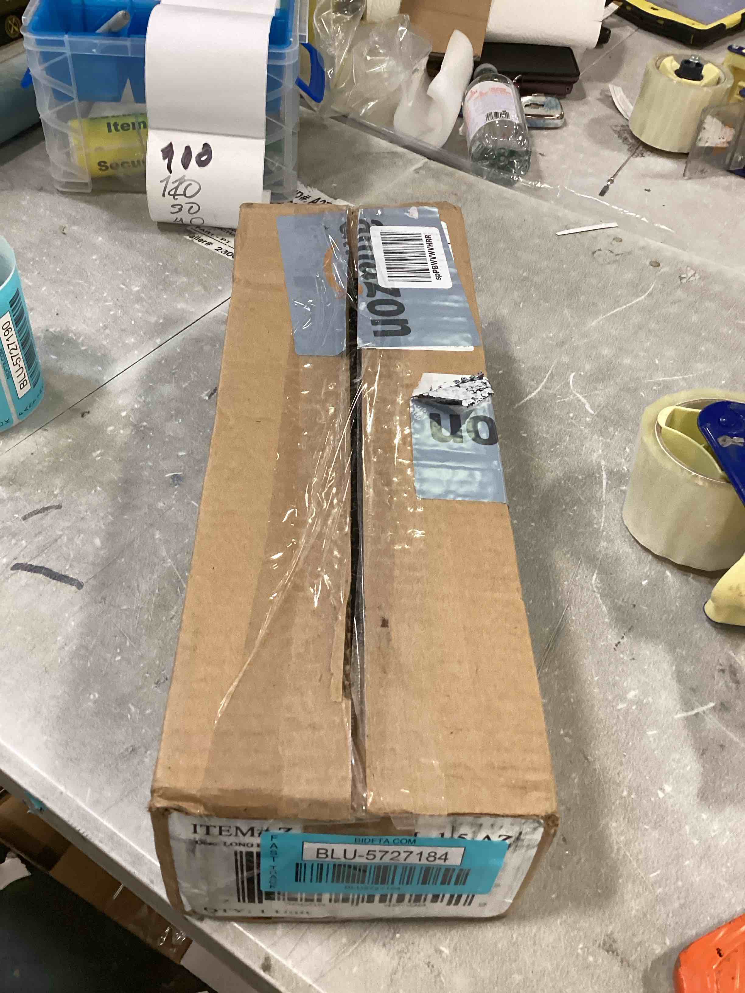 https://s3.amazonaws.com/lotting-images-prod/bidfta/BLU5727184_1715104922390.jpeg