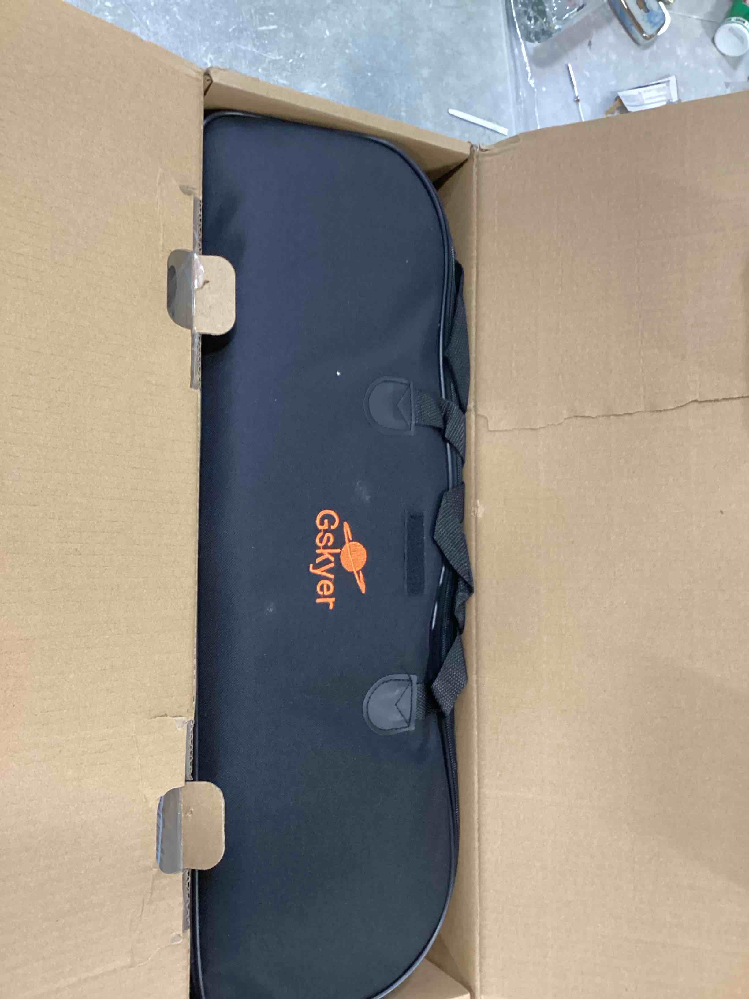 https://s3.amazonaws.com/lotting-images-prod/bidfta/BLU5727199_1715106390395.jpeg