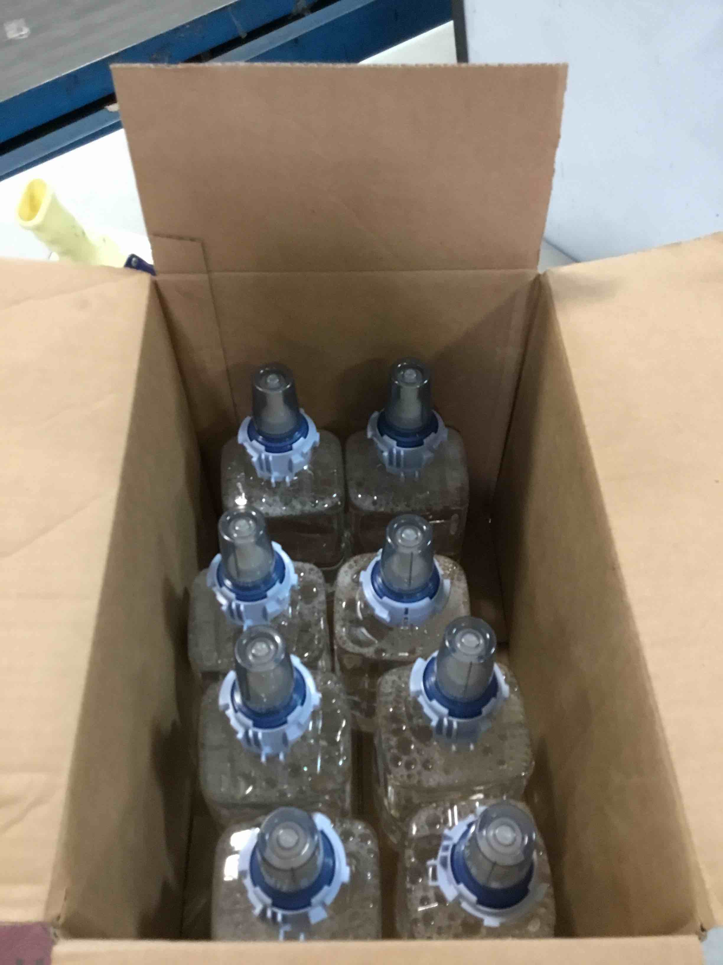 https://s3.amazonaws.com/lotting-images-prod/bidfta/BLU5727470_1714494467256.jpeg