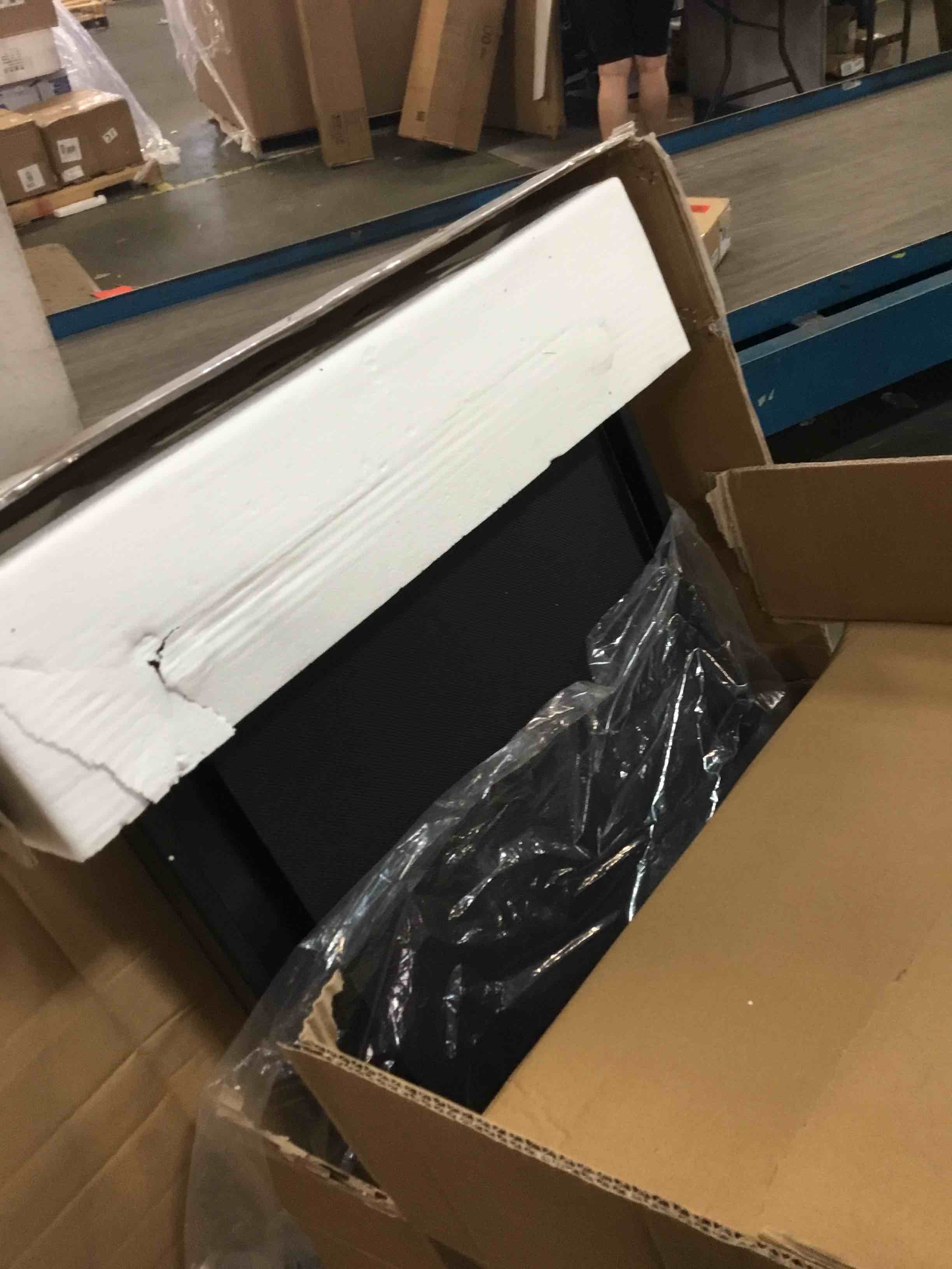 https://s3.amazonaws.com/lotting-images-prod/bidfta/BLU5727667_1714574418703.jpeg