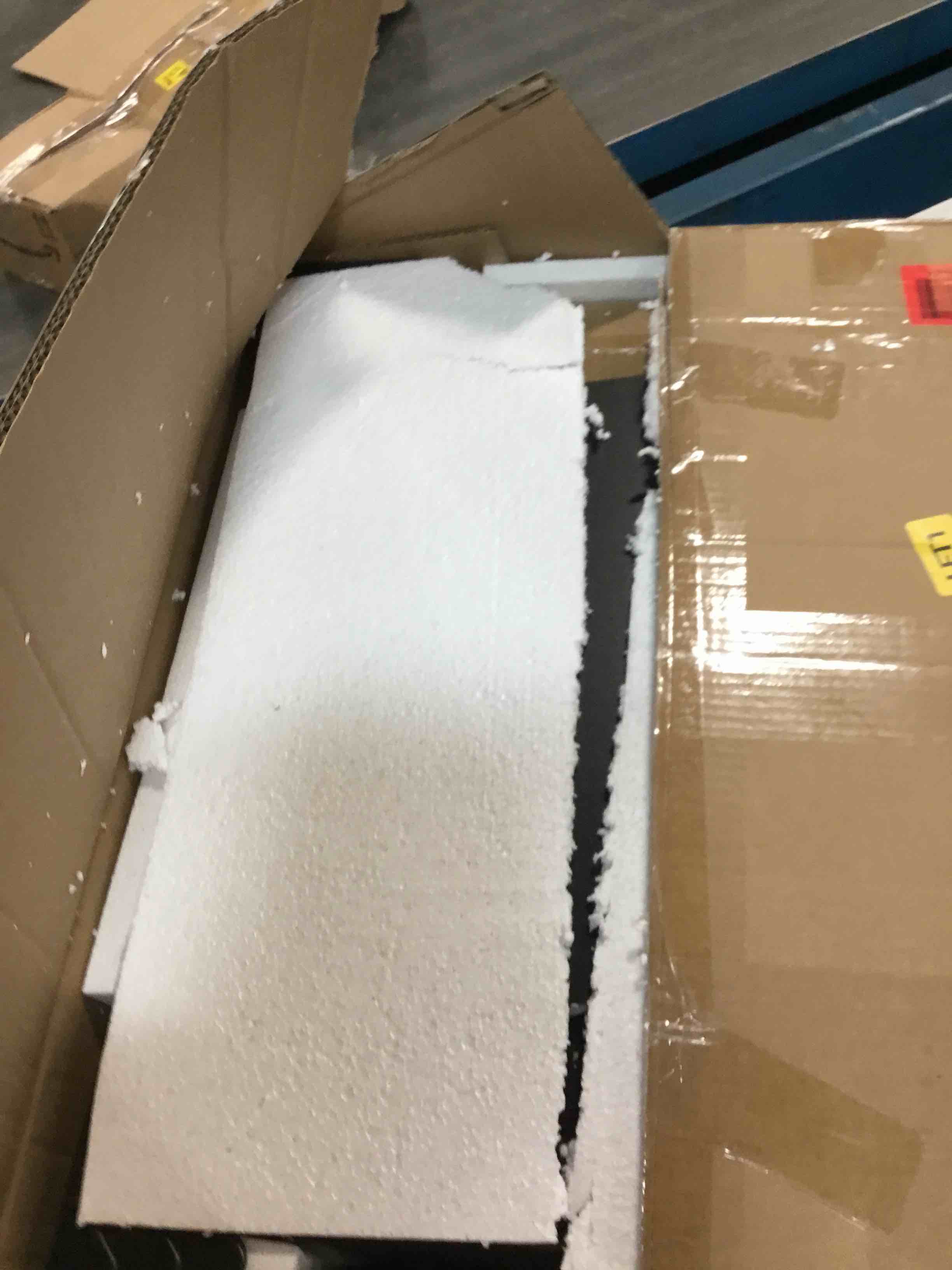 https://s3.amazonaws.com/lotting-images-prod/bidfta/BLU5728002_1714671006610.jpeg