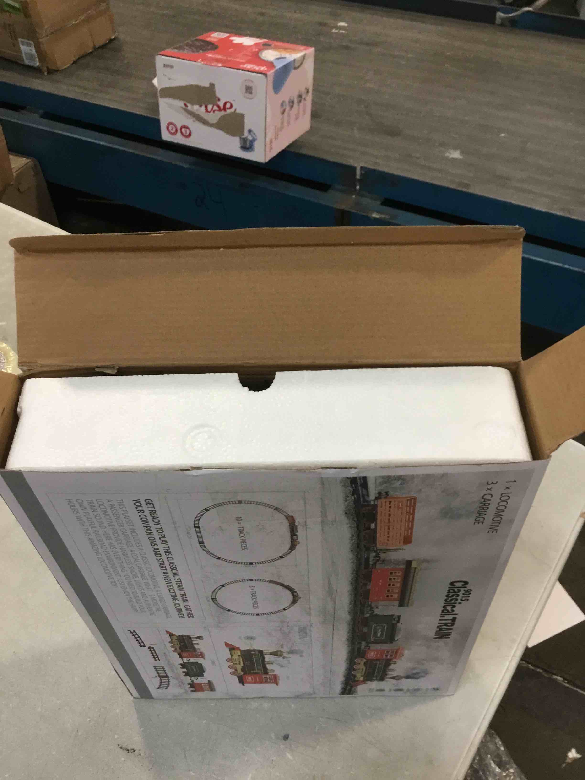 https://s3.amazonaws.com/lotting-images-prod/bidfta/BLU5728922_1715107486898.jpeg