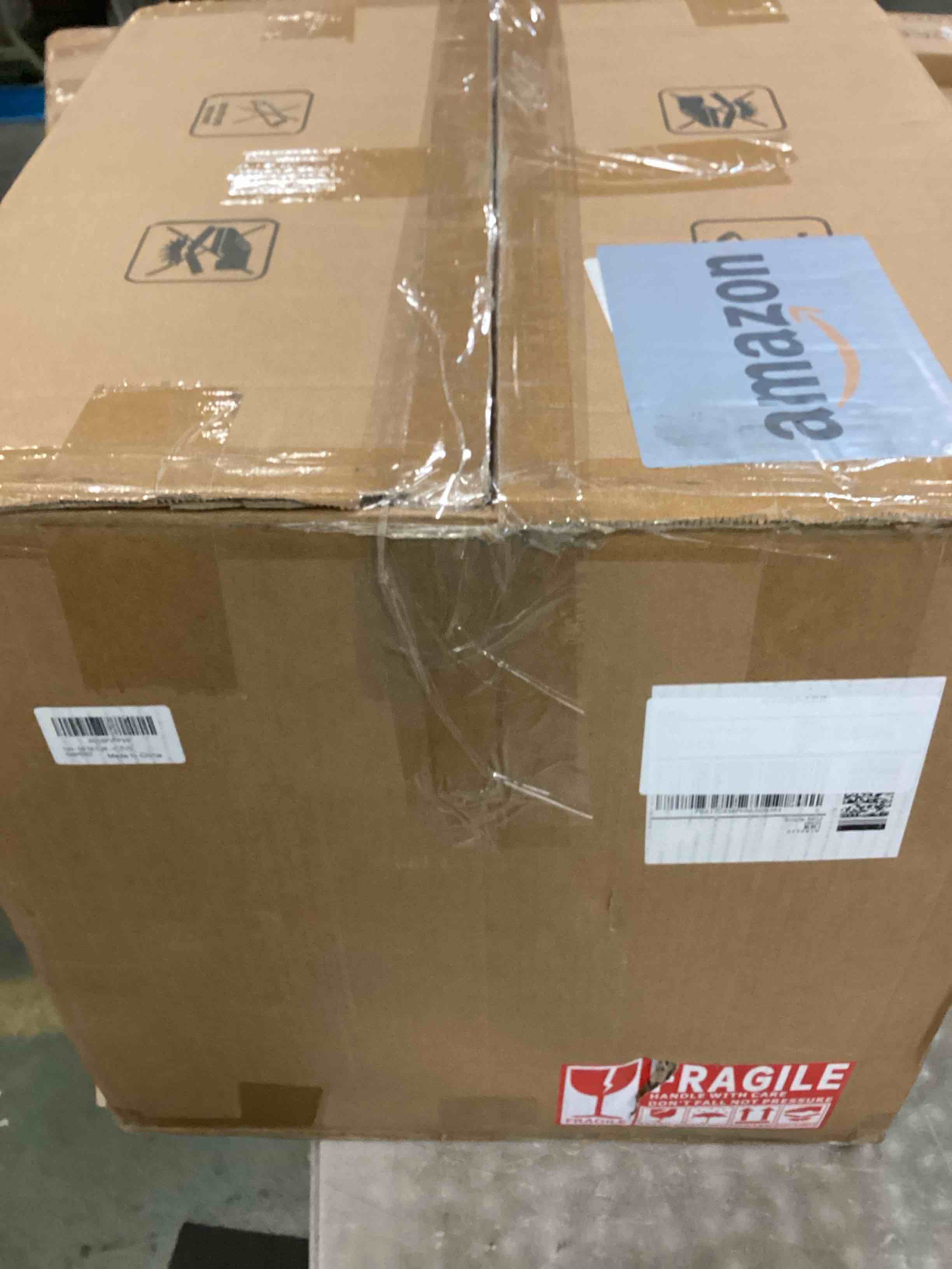 https://s3.amazonaws.com/lotting-images-prod/bidfta/BLU5729685_1715268753015.jpeg