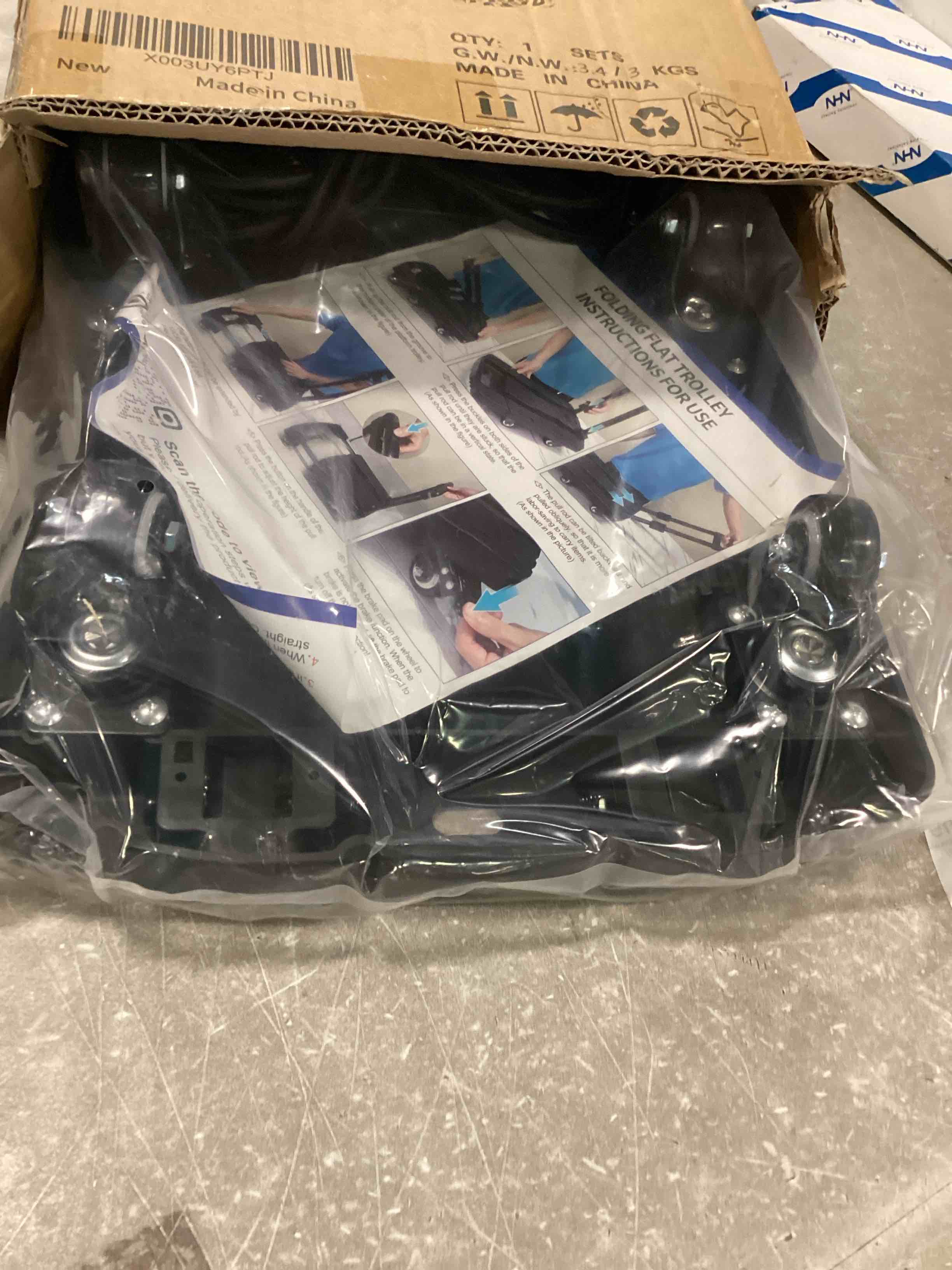 https://s3.amazonaws.com/lotting-images-prod/bidfta/BLU5729687_1715268876845.jpeg