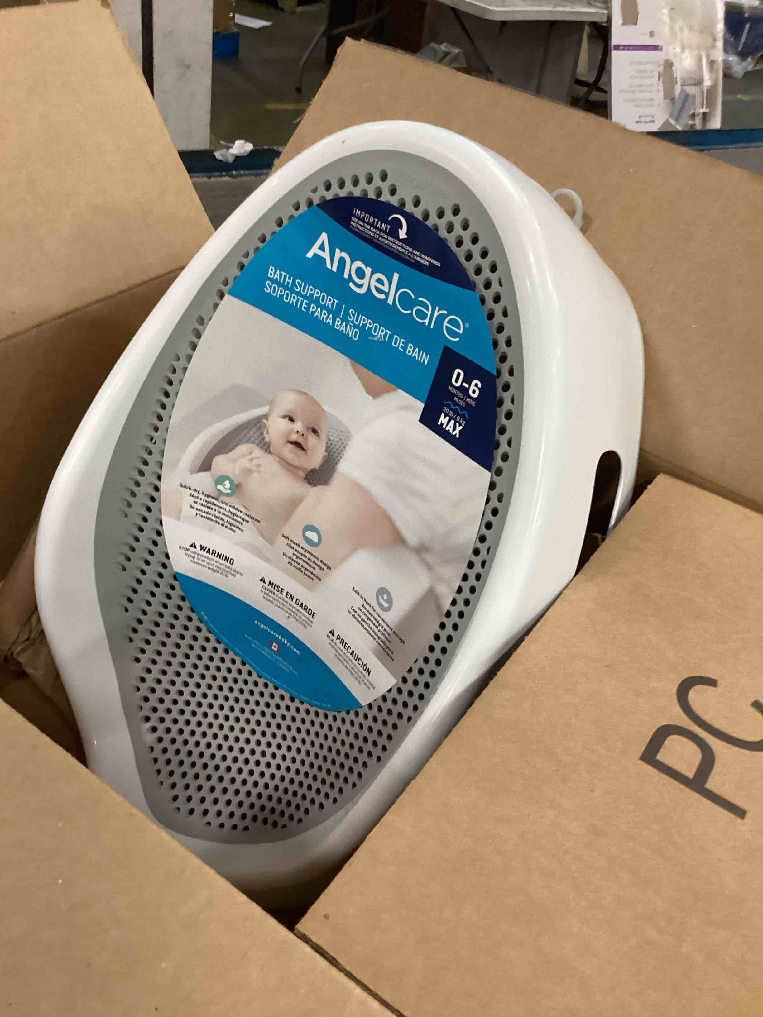 https://s3.amazonaws.com/lotting-images-prod/bidfta/BLU5730075_1715429205295.jpeg