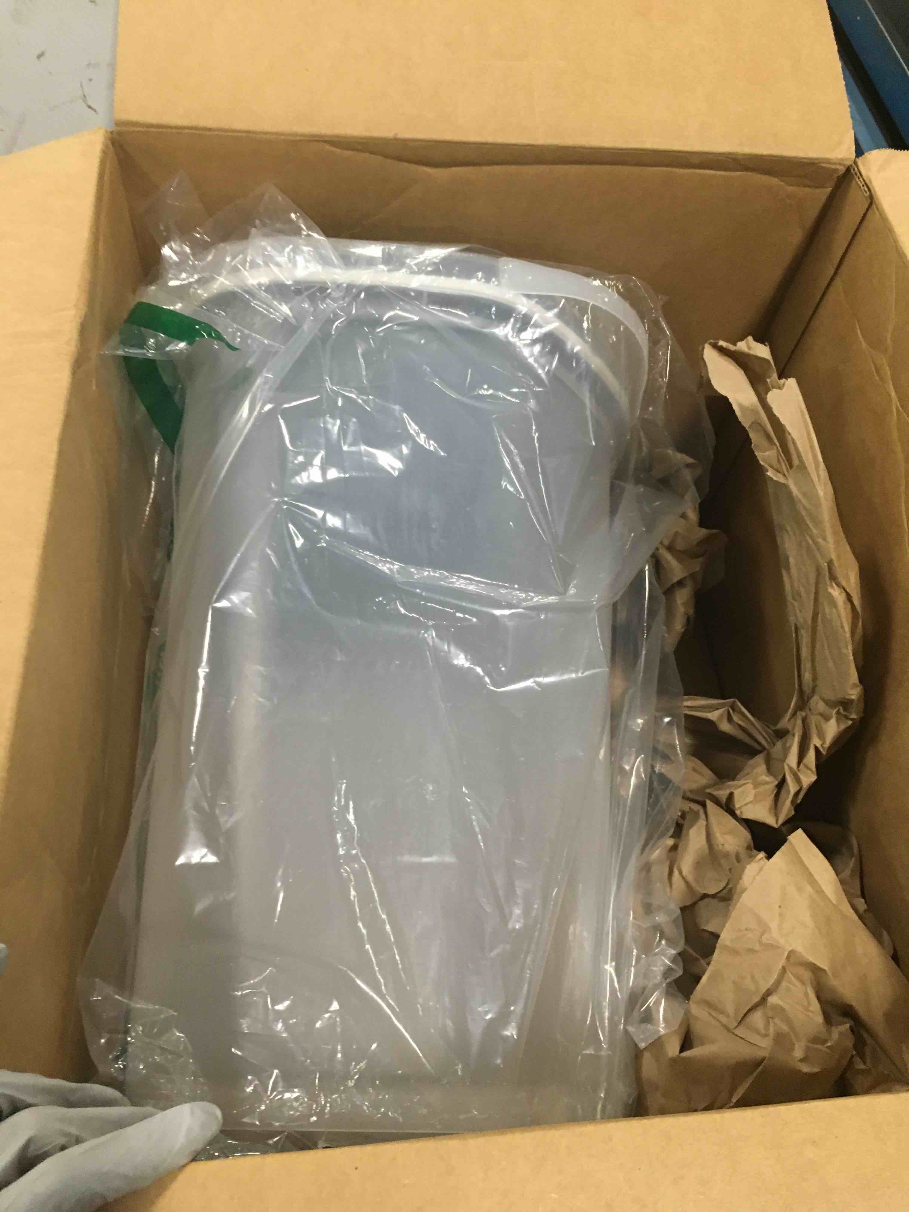https://s3.amazonaws.com/lotting-images-prod/bidfta/BLU5730506_1714999242240.jpeg
