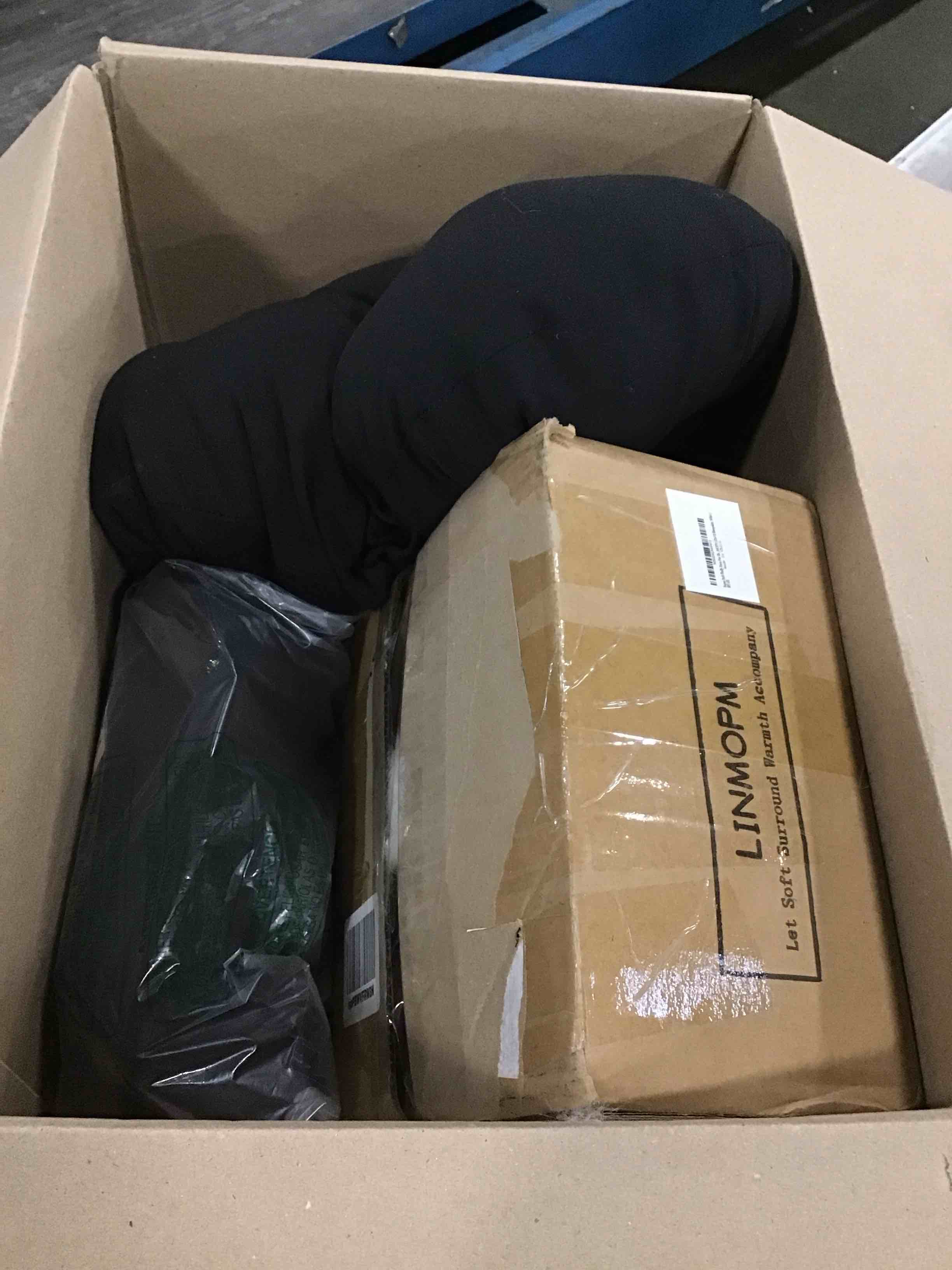 https://s3.amazonaws.com/lotting-images-prod/bidfta/BLU5730814_1715089812120.jpeg