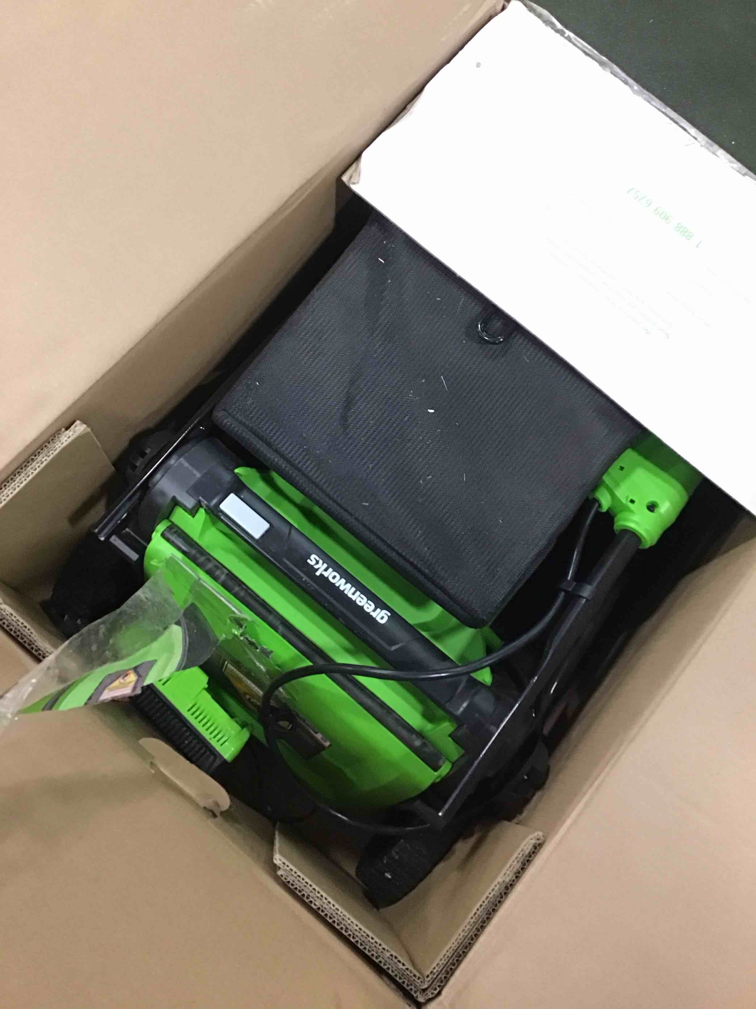 https://s3.amazonaws.com/lotting-images-prod/bidfta/BLU5730919_1715103205562.jpeg