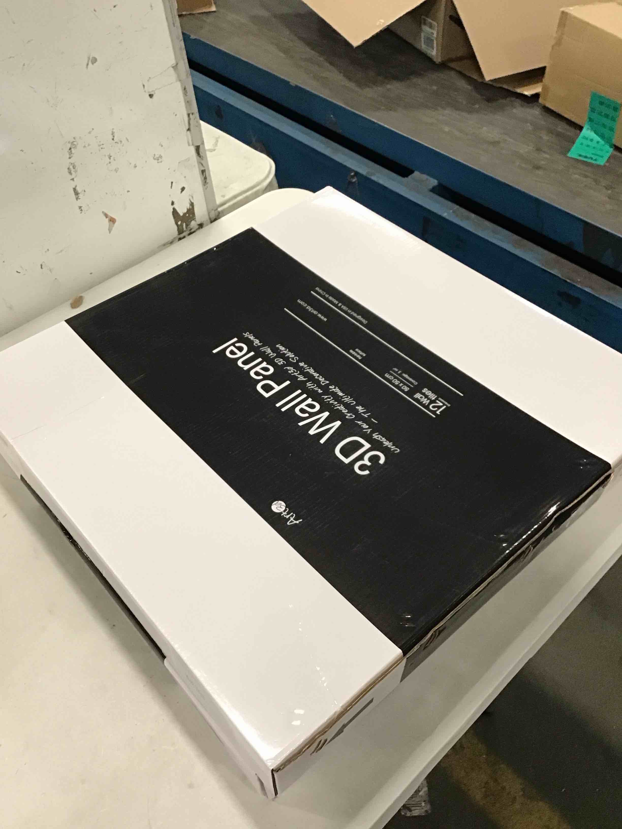 https://s3.amazonaws.com/lotting-images-prod/bidfta/BLU5731030_1715169433905.jpeg