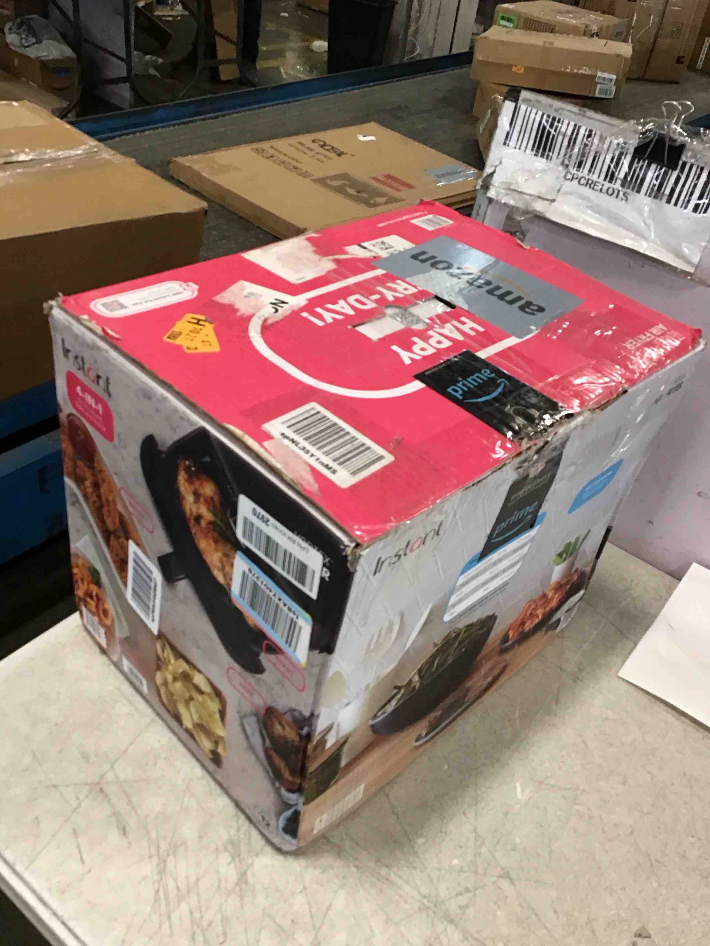 https://s3.amazonaws.com/lotting-images-prod/bidfta/BLU5731363_1715259661216.jpeg