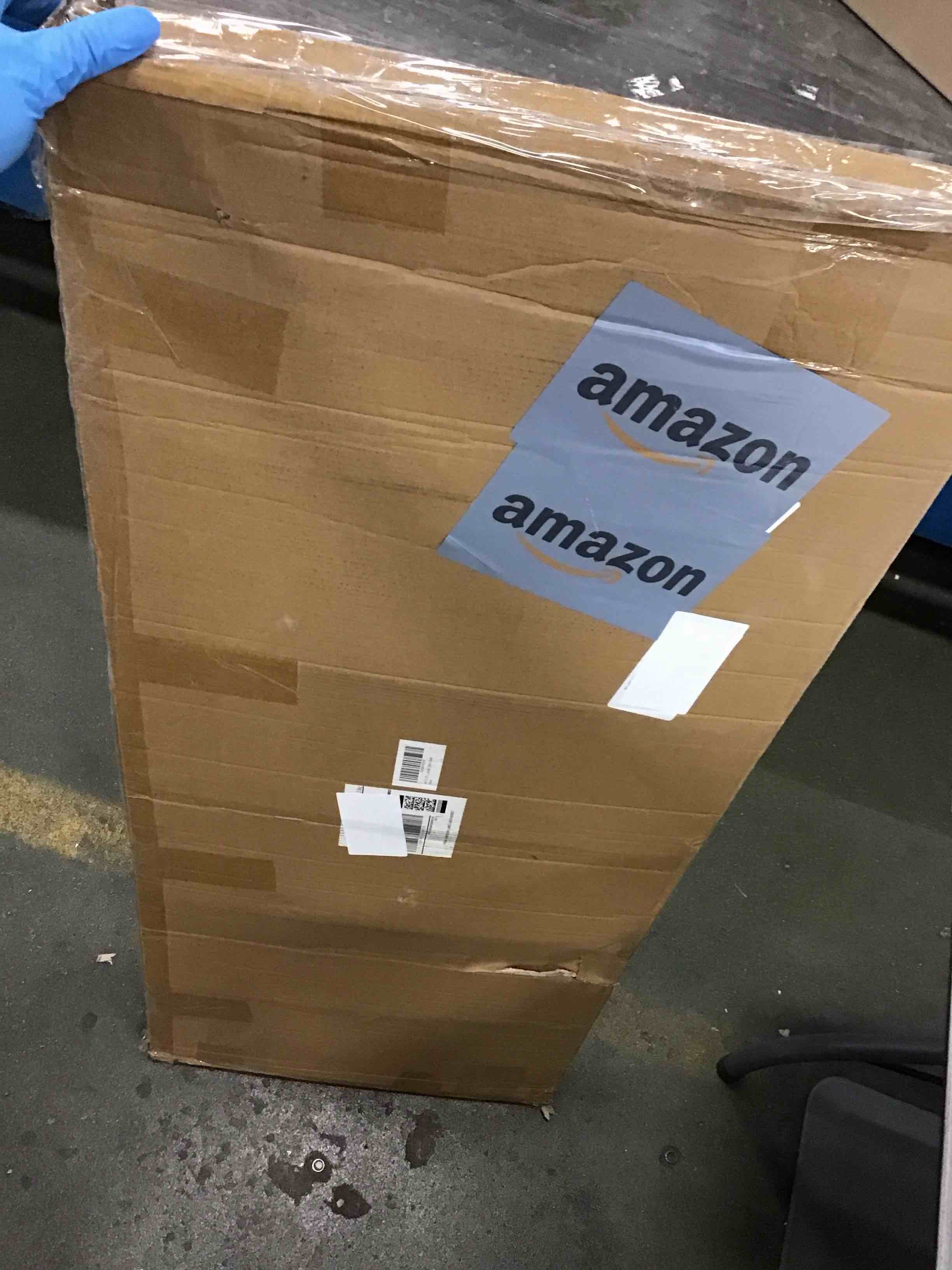 https://s3.amazonaws.com/lotting-images-prod/bidfta/BLU5731520_1715284396687.jpeg