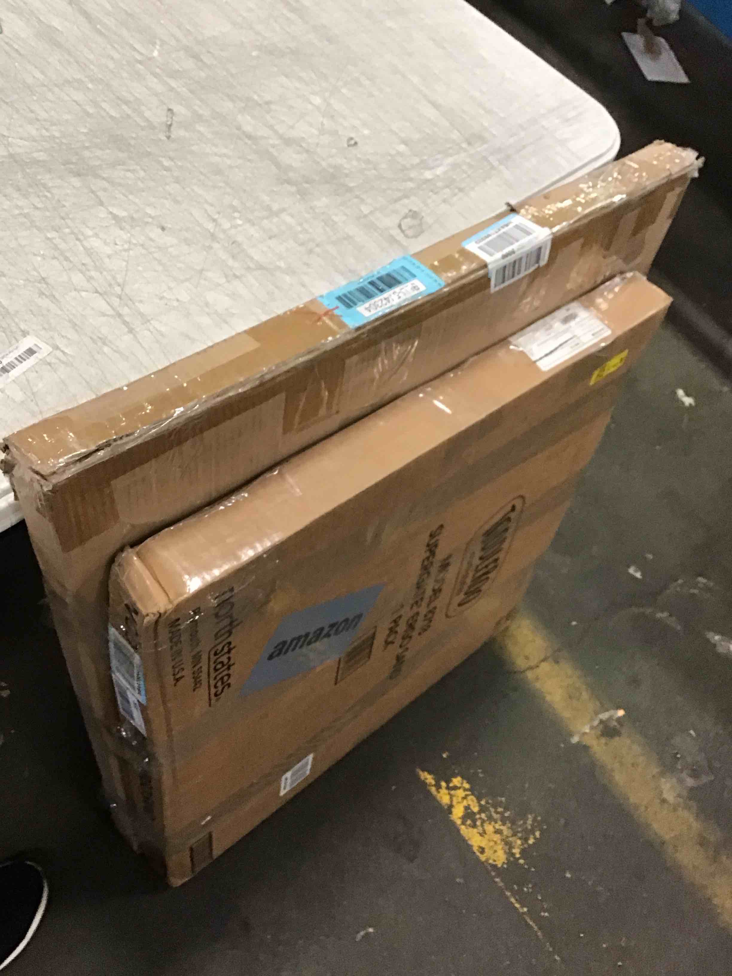 https://s3.amazonaws.com/lotting-images-prod/bidfta/BLU5731881_1715604737426.jpeg