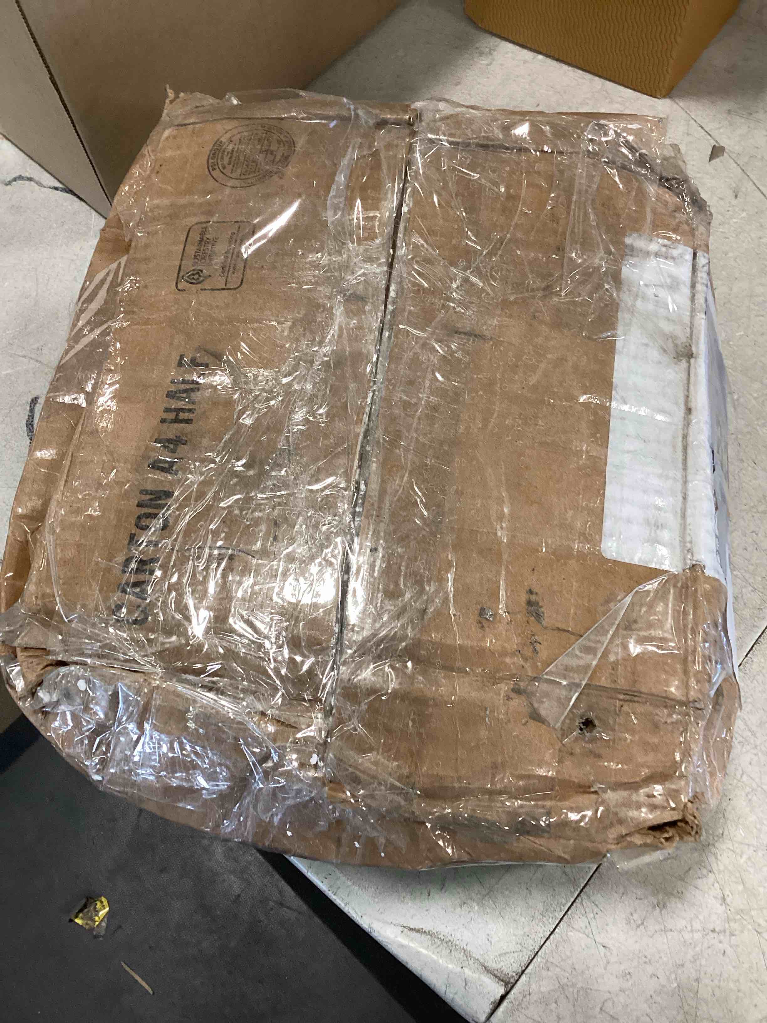 https://s3.amazonaws.com/lotting-images-prod/bidfta/BLU5731969_1713792940737.jpeg