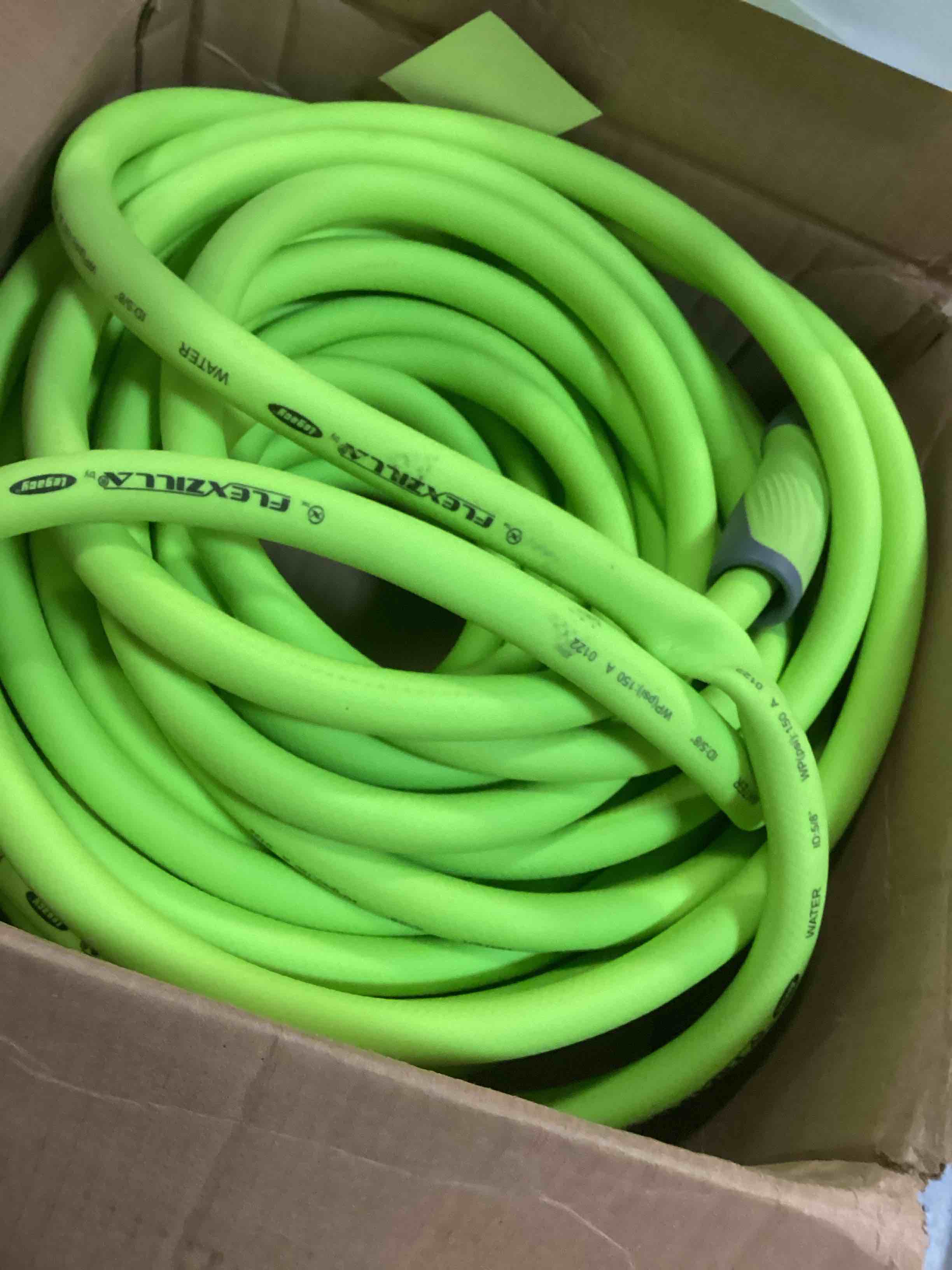 https://s3.amazonaws.com/lotting-images-prod/bidfta/BLU5732313_1713896279109.jpeg