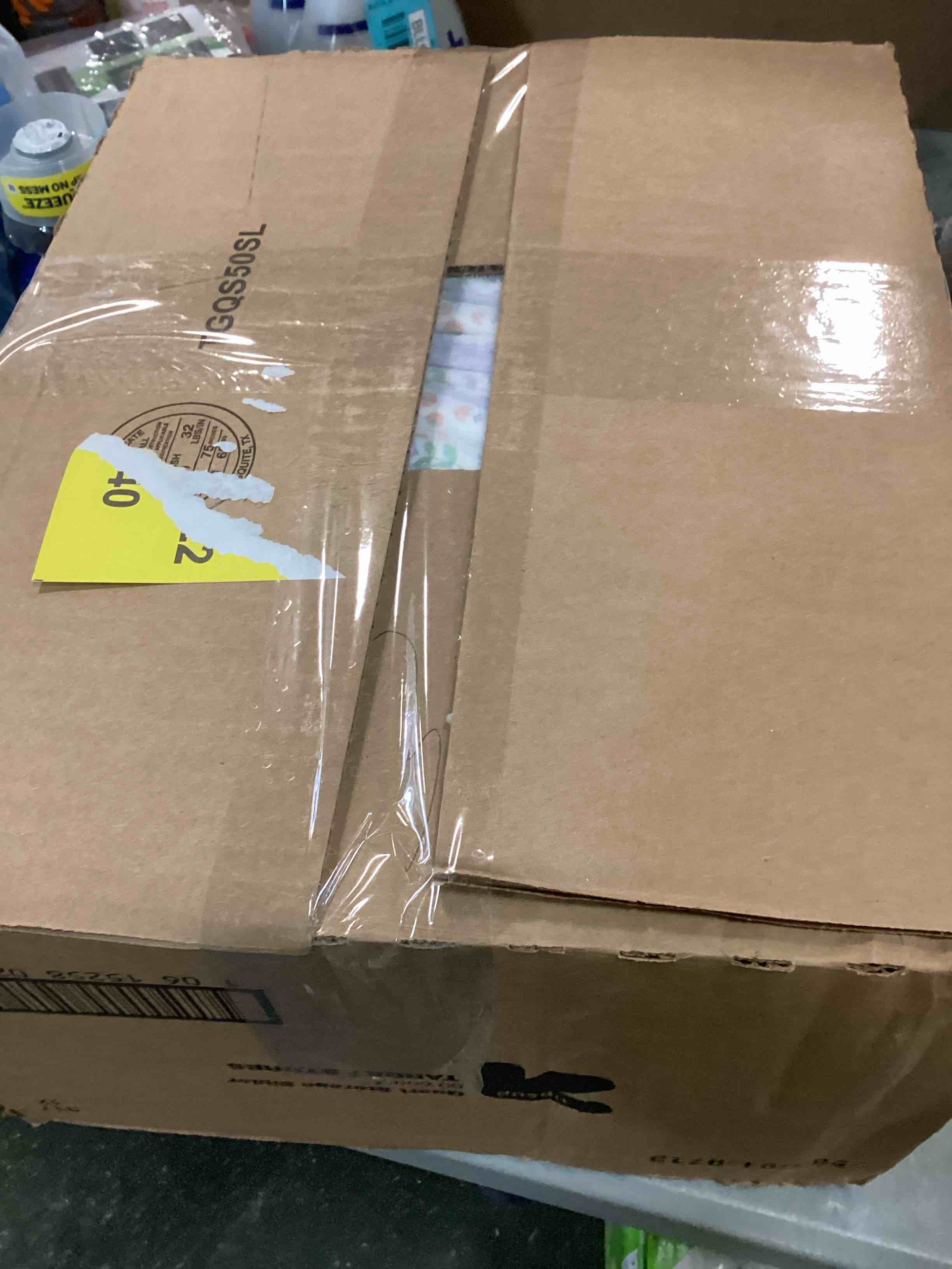 https://s3.amazonaws.com/lotting-images-prod/bidfta/BLU5732549_1713971955655.jpeg