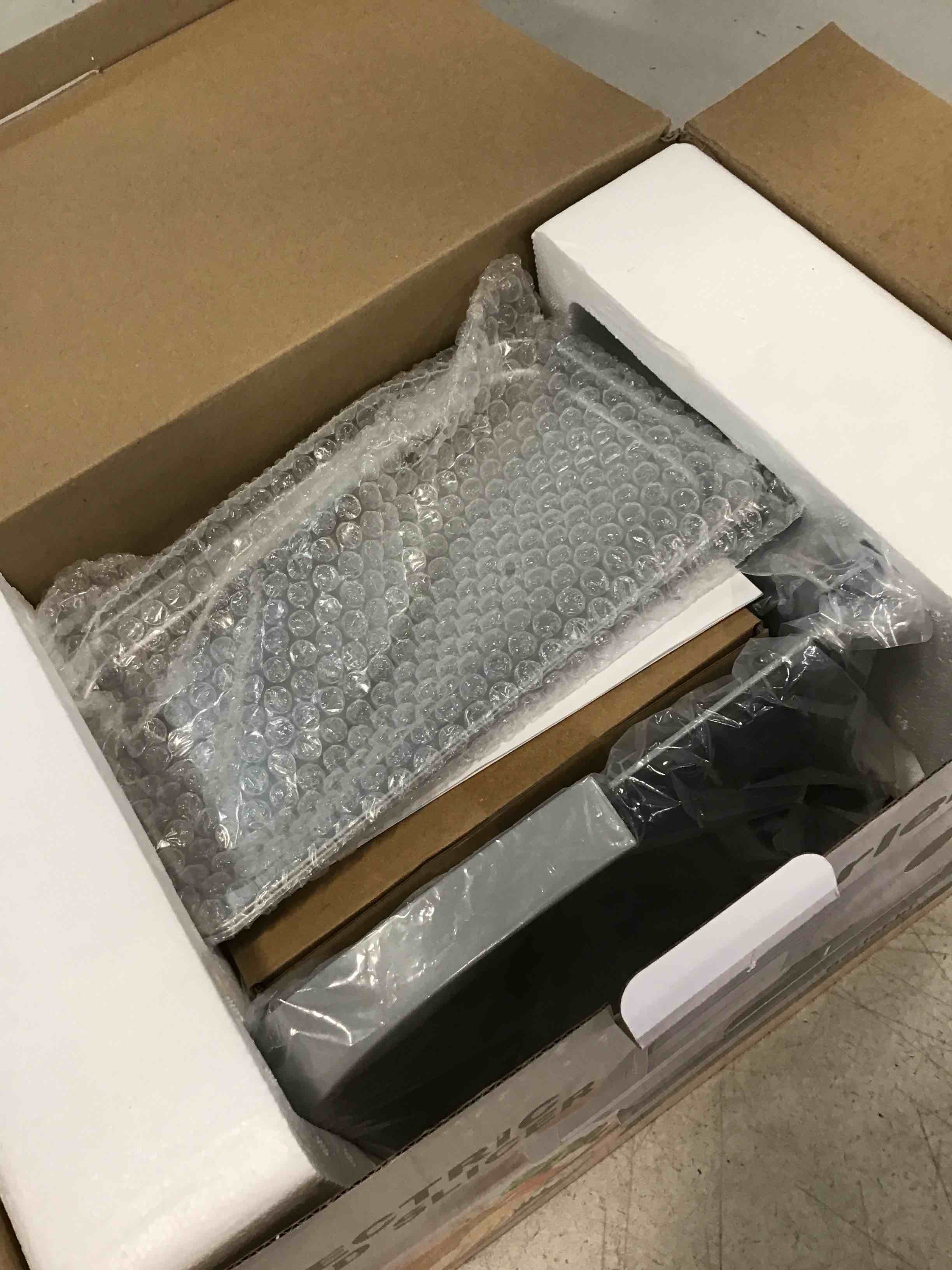 https://s3.amazonaws.com/lotting-images-prod/bidfta/BLU5734426_1713450430516.jpeg