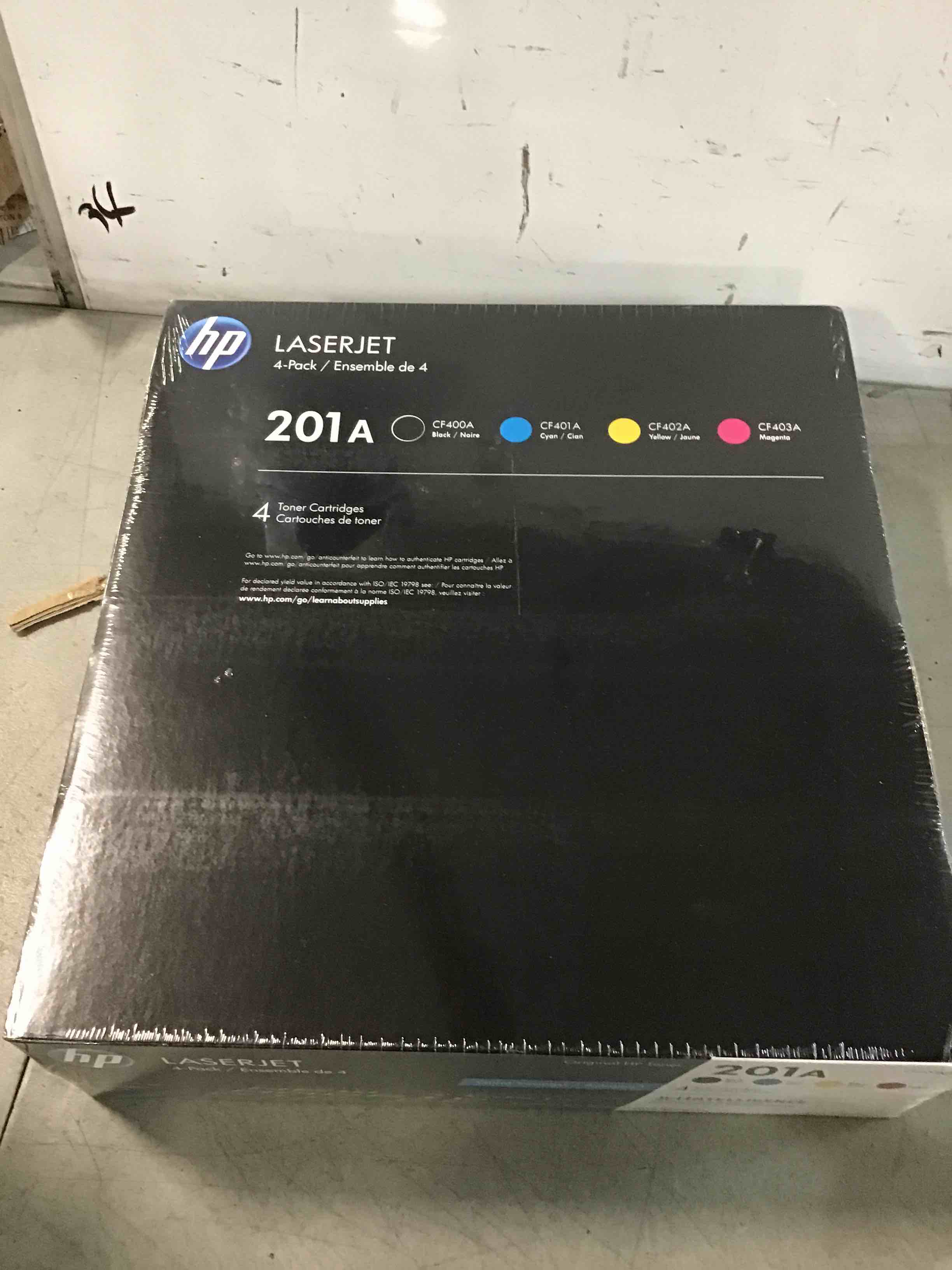 https://s3.amazonaws.com/lotting-images-prod/bidfta/BLU5734850_1713557660466.jpeg