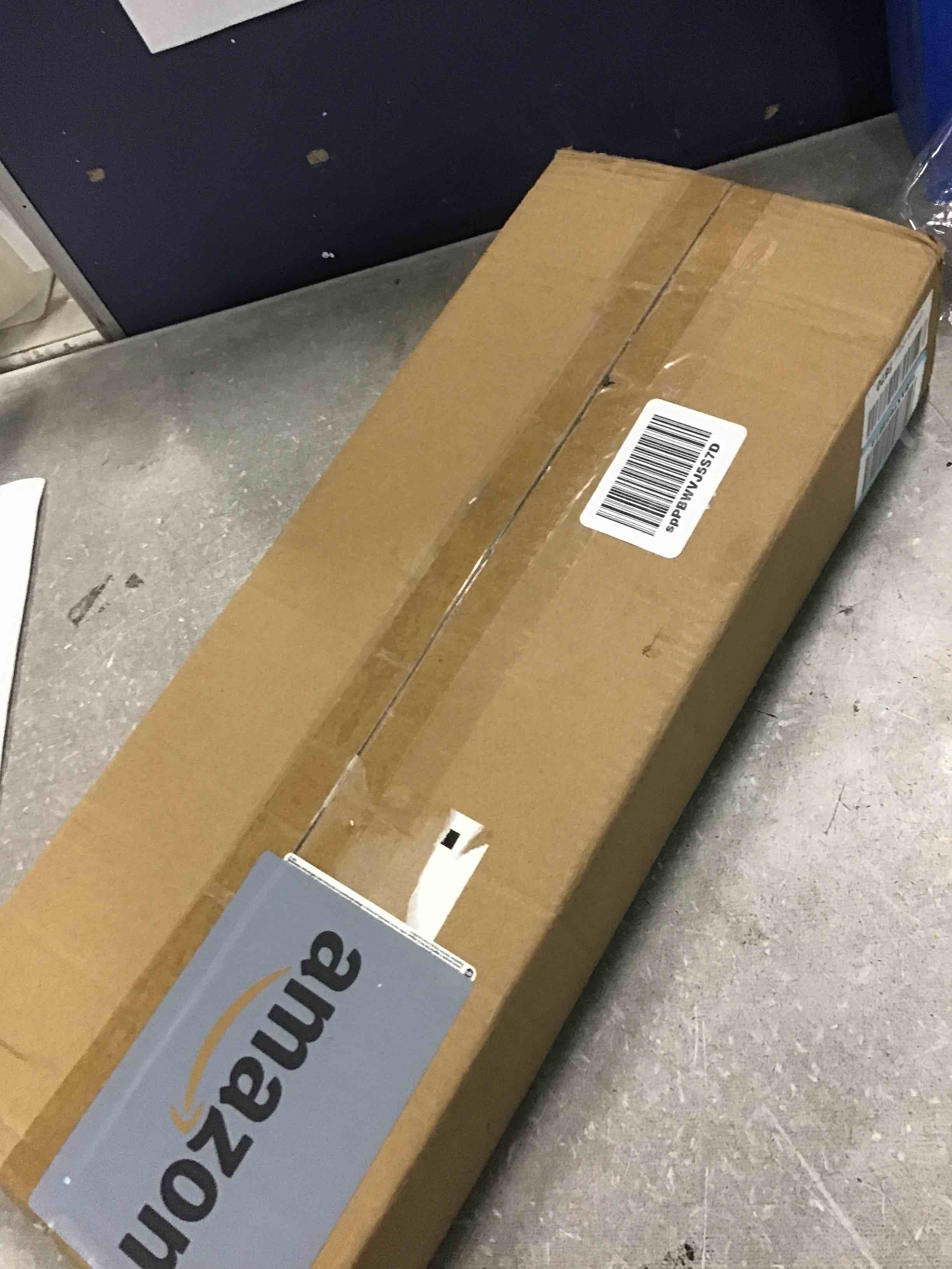 https://s3.amazonaws.com/lotting-images-prod/bidfta/BLU5734911_1713876537312.jpeg