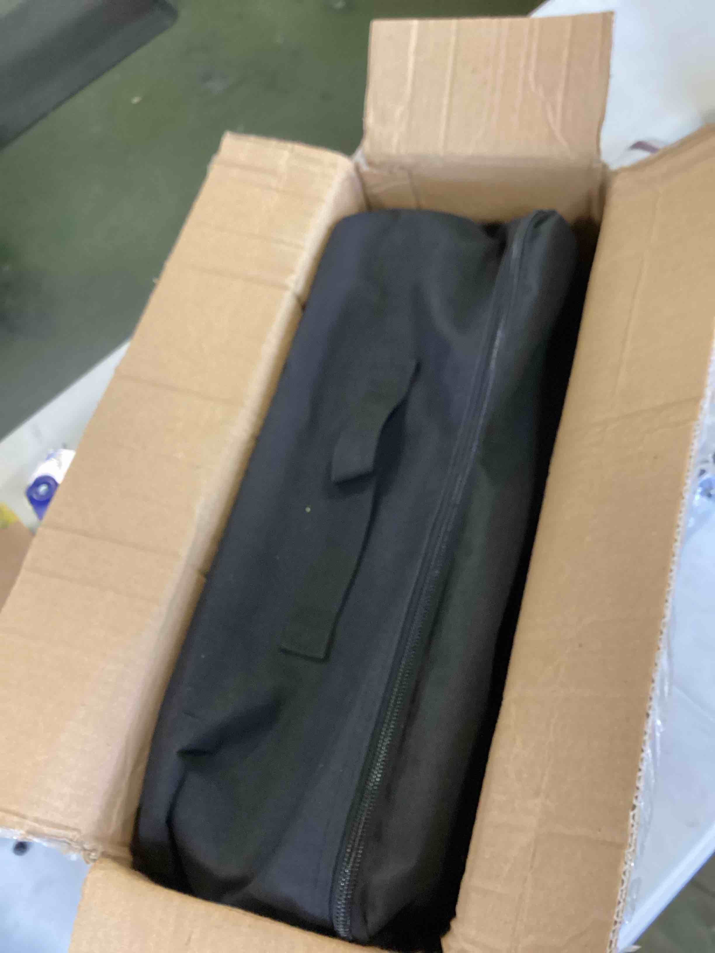 https://s3.amazonaws.com/lotting-images-prod/bidfta/BLU5735239_1713207377991.jpeg