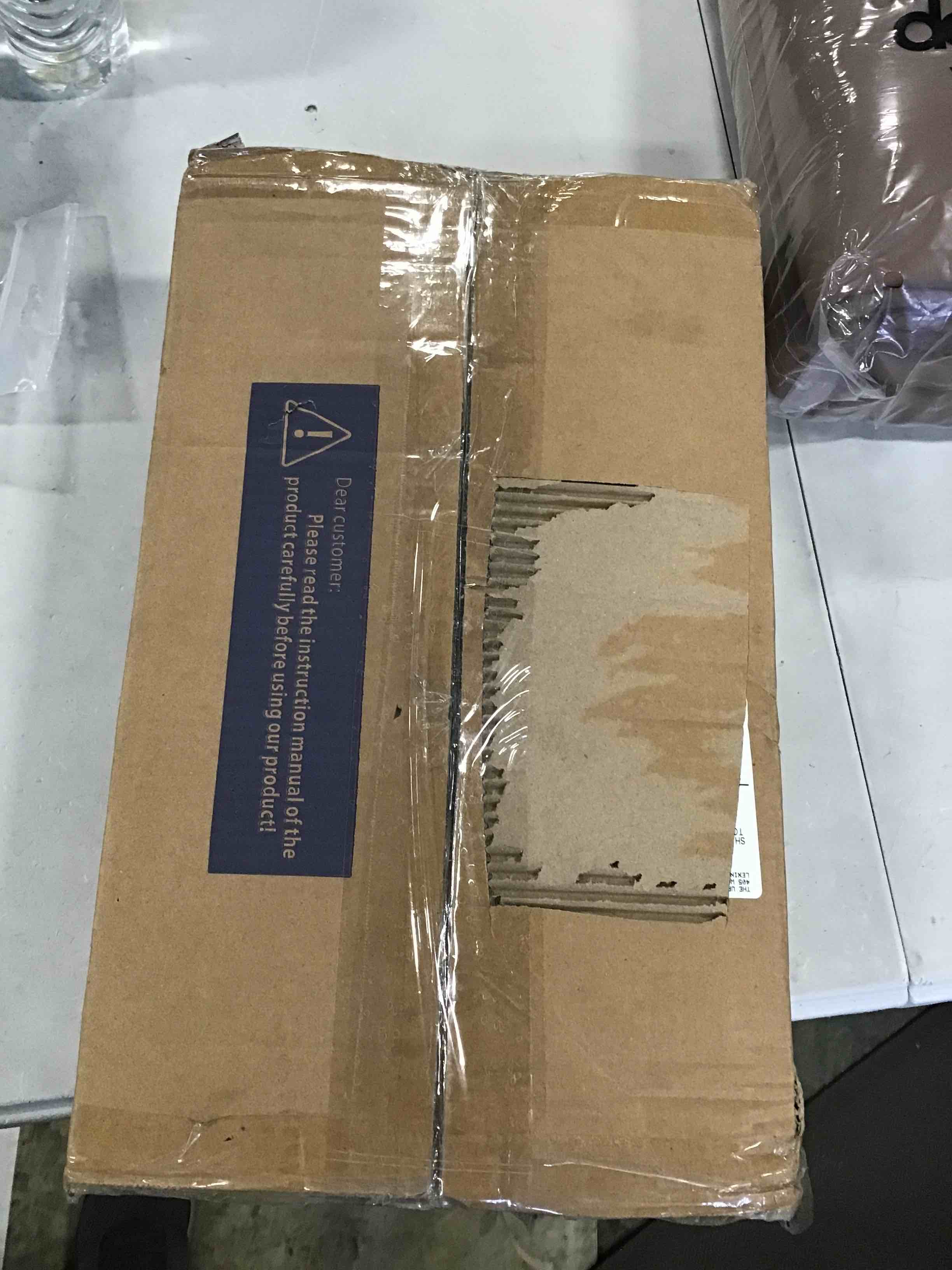 https://s3.amazonaws.com/lotting-images-prod/bidfta/BLU5735512_1713359637381.jpeg