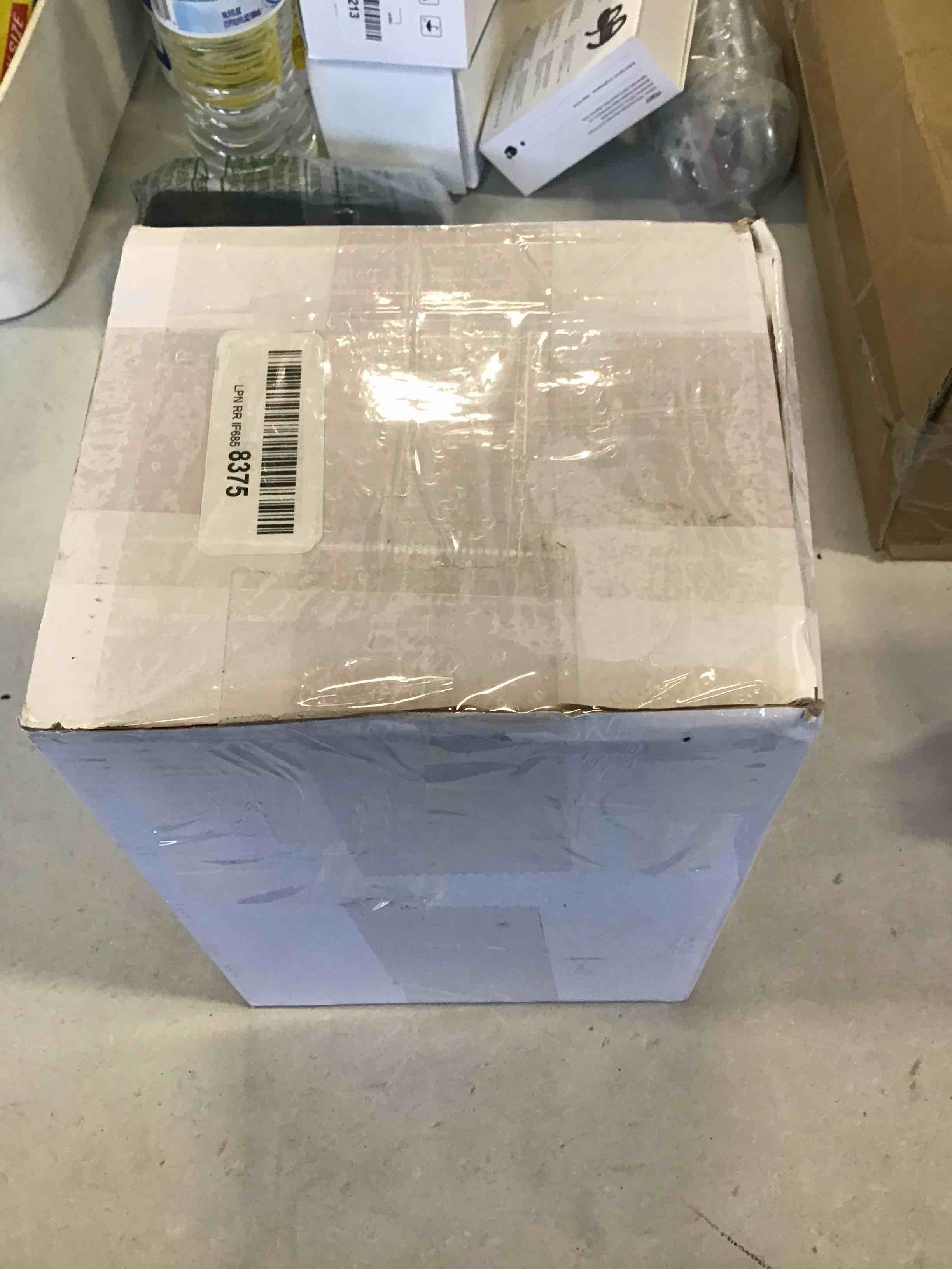 https://s3.amazonaws.com/lotting-images-prod/bidfta/BLU5735526_1713362233281.jpeg