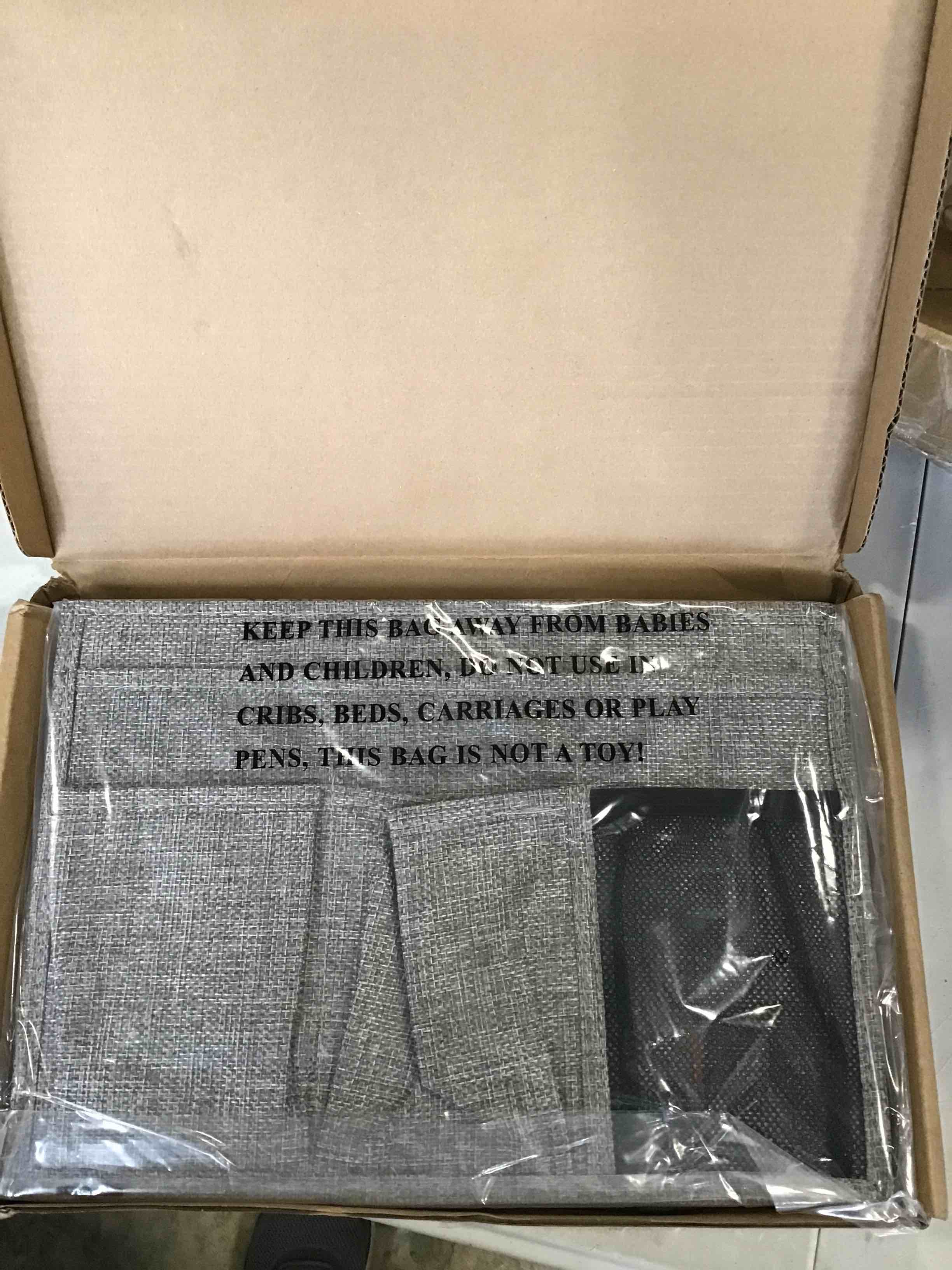 https://s3.amazonaws.com/lotting-images-prod/bidfta/BLU5735651_1713382101924.jpeg