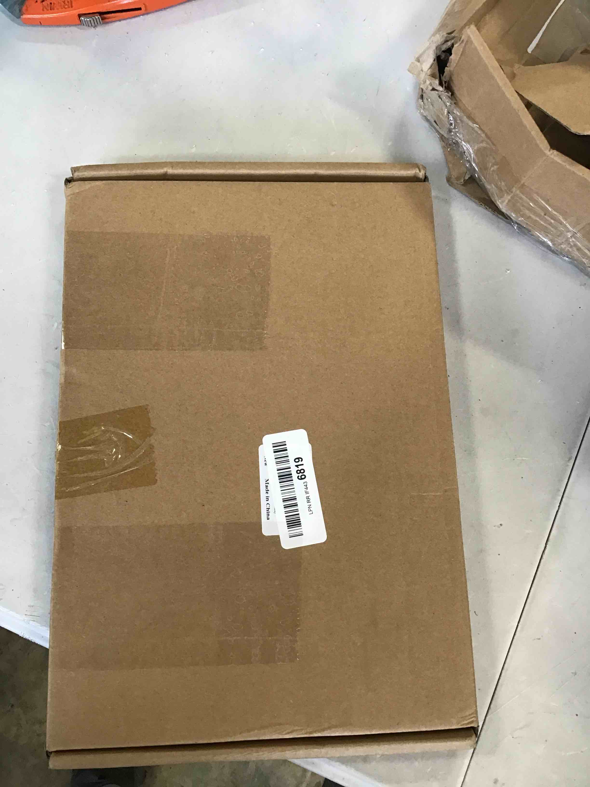 https://s3.amazonaws.com/lotting-images-prod/bidfta/BLU5735651_1713382125729.jpeg