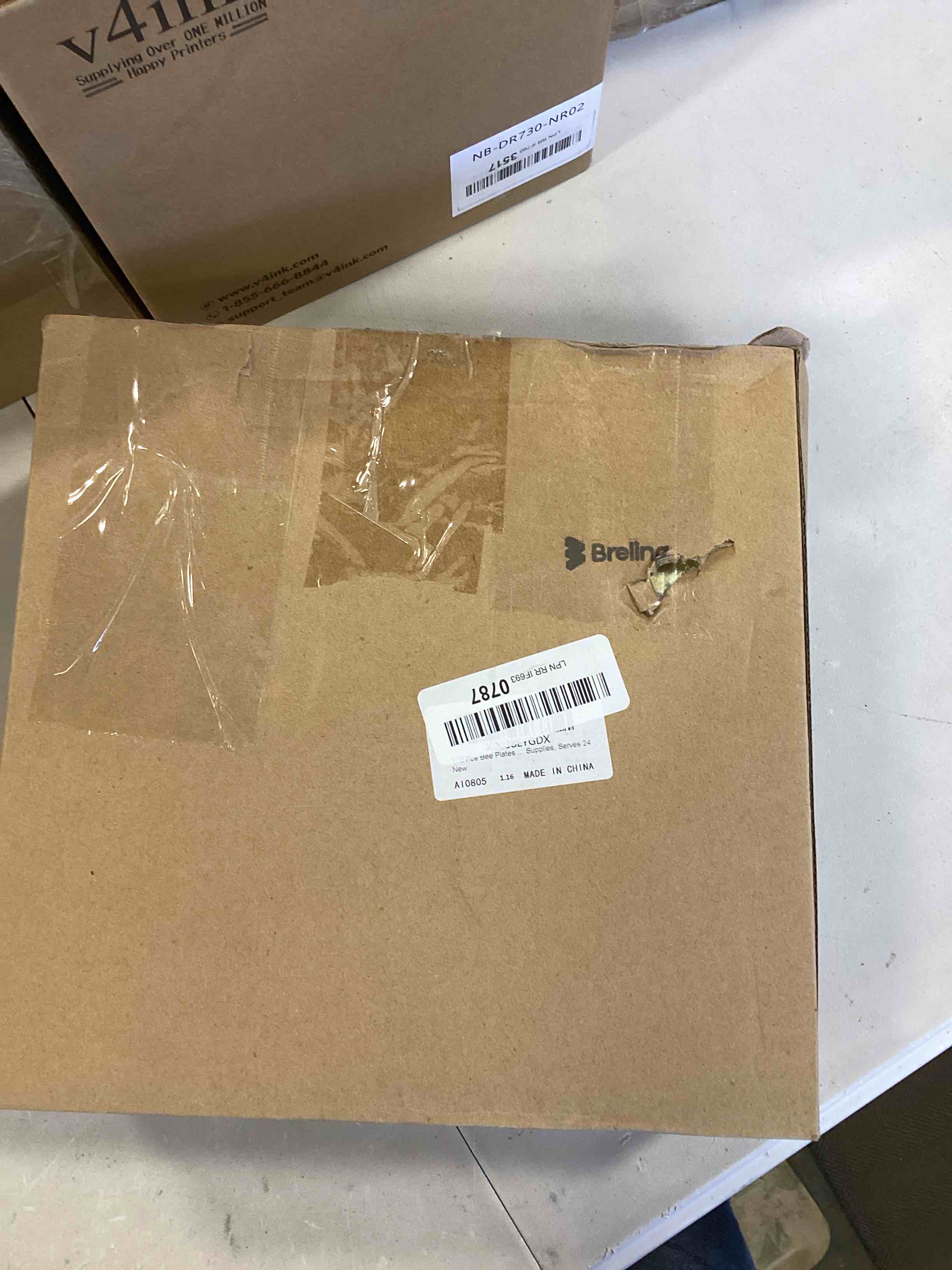 https://s3.amazonaws.com/lotting-images-prod/bidfta/BLU5735694_1713444310940.jpeg