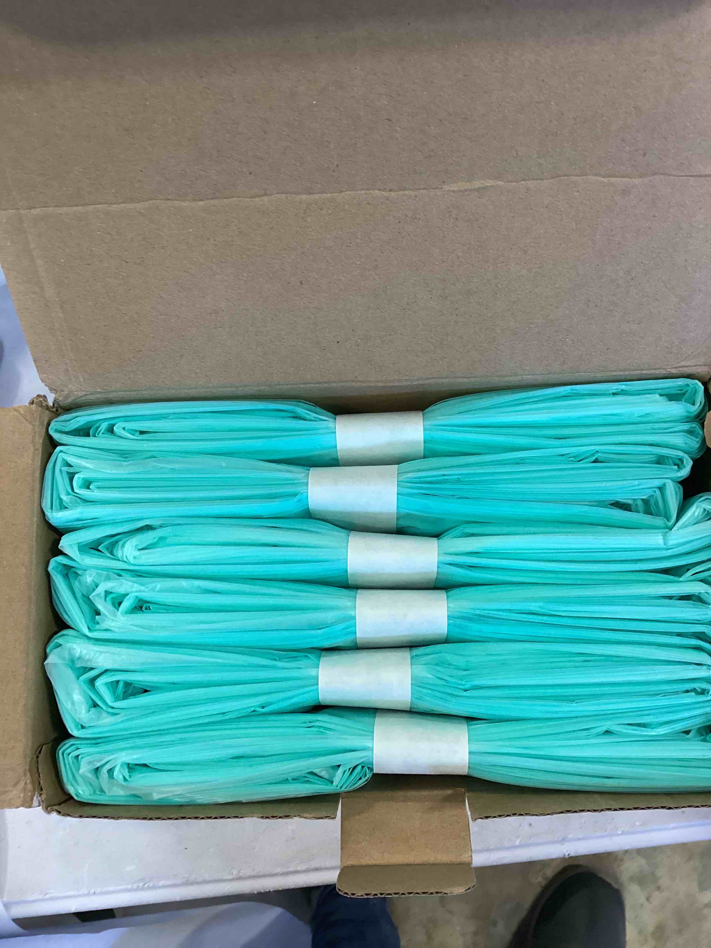 https://s3.amazonaws.com/lotting-images-prod/bidfta/BLU5735740_1713451458645.jpeg