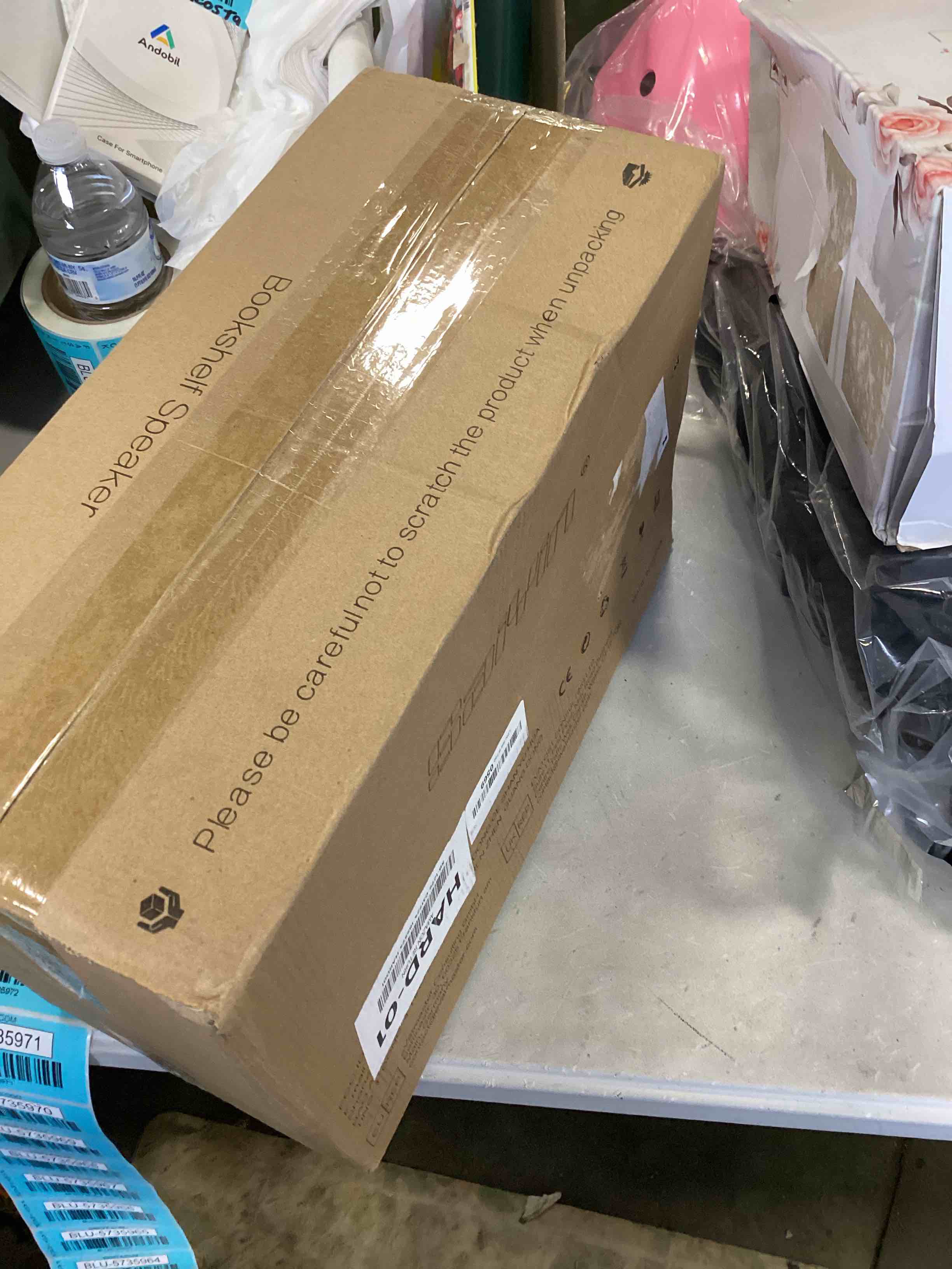 https://s3.amazonaws.com/lotting-images-prod/bidfta/BLU5735963_1713533486652.jpeg