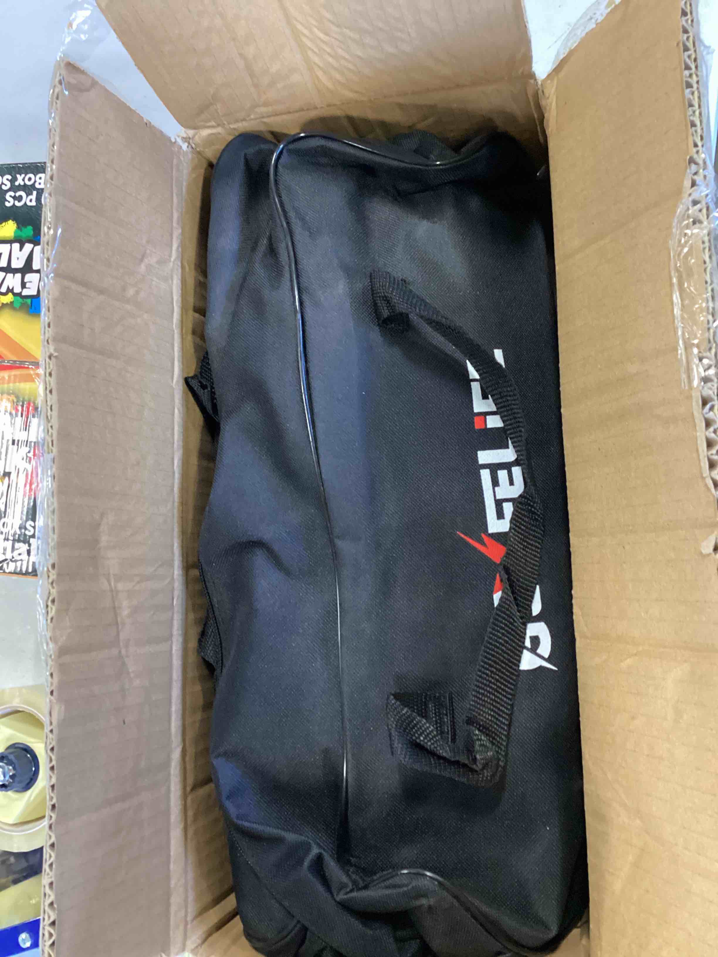 https://s3.amazonaws.com/lotting-images-prod/bidfta/BLU5736301_1713811159105.jpeg