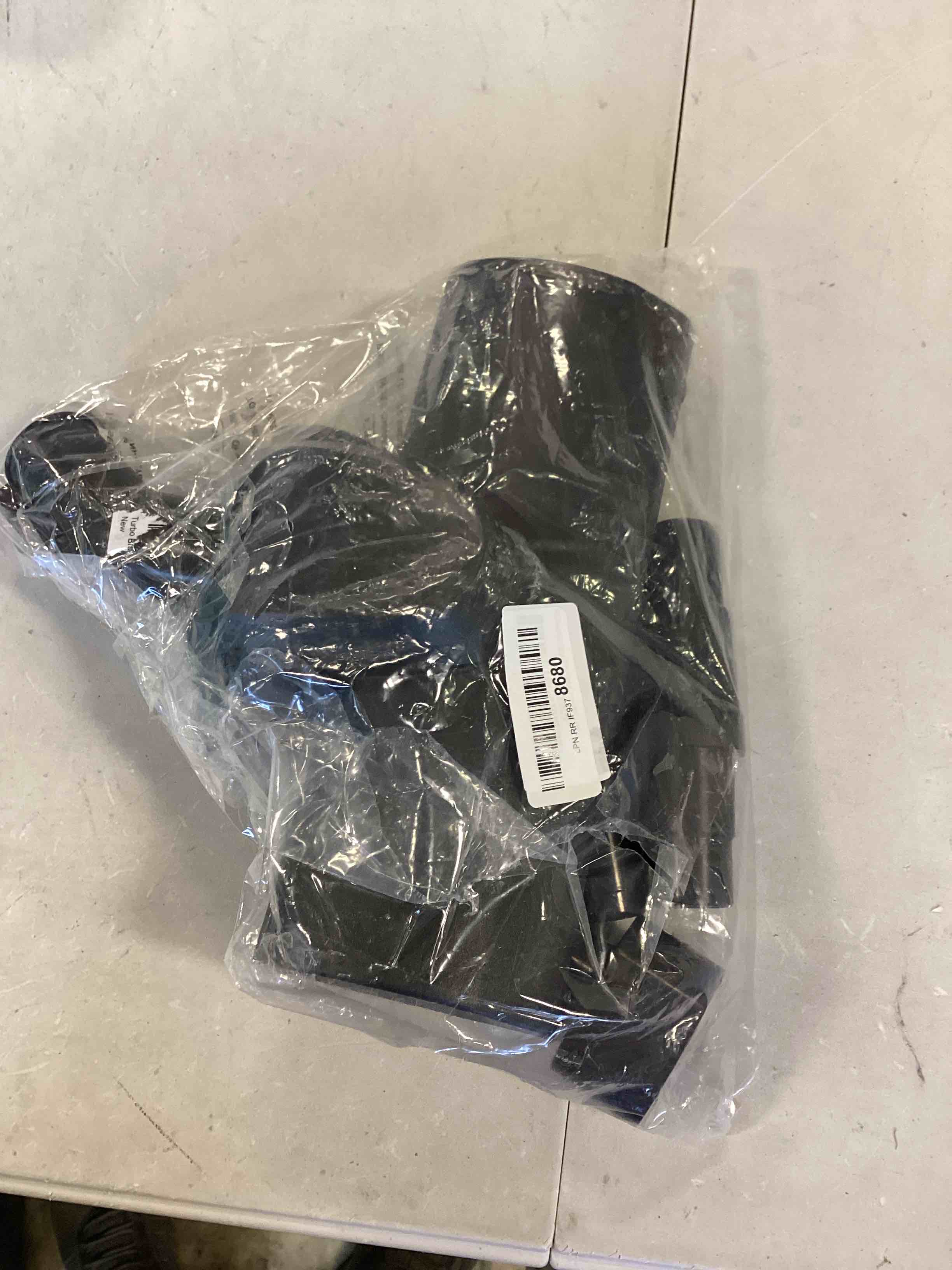 https://s3.amazonaws.com/lotting-images-prod/bidfta/BLU5736323_1713813492564.jpeg