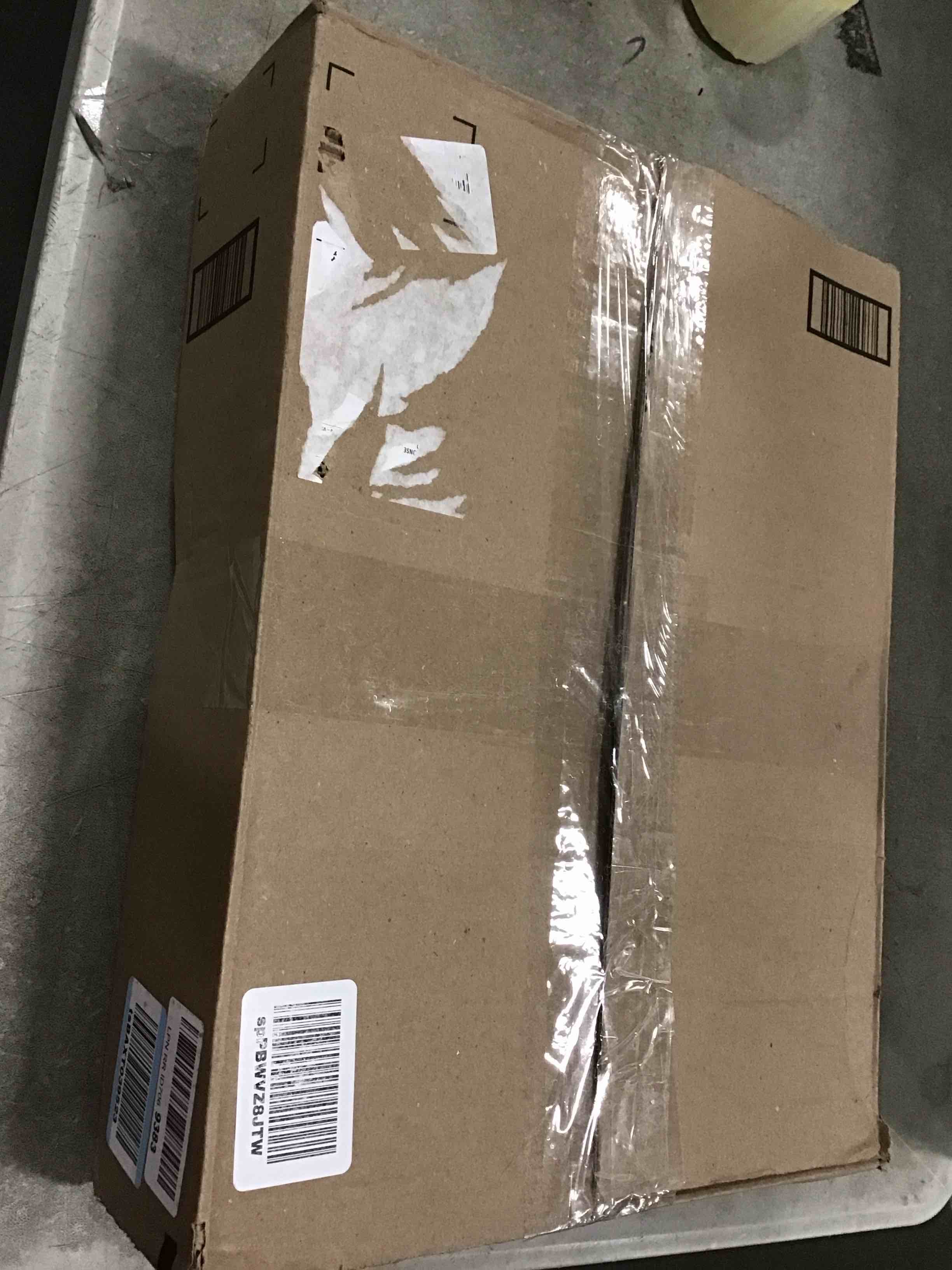 https://s3.amazonaws.com/lotting-images-prod/bidfta/BLU5737104_1713437930533.jpeg