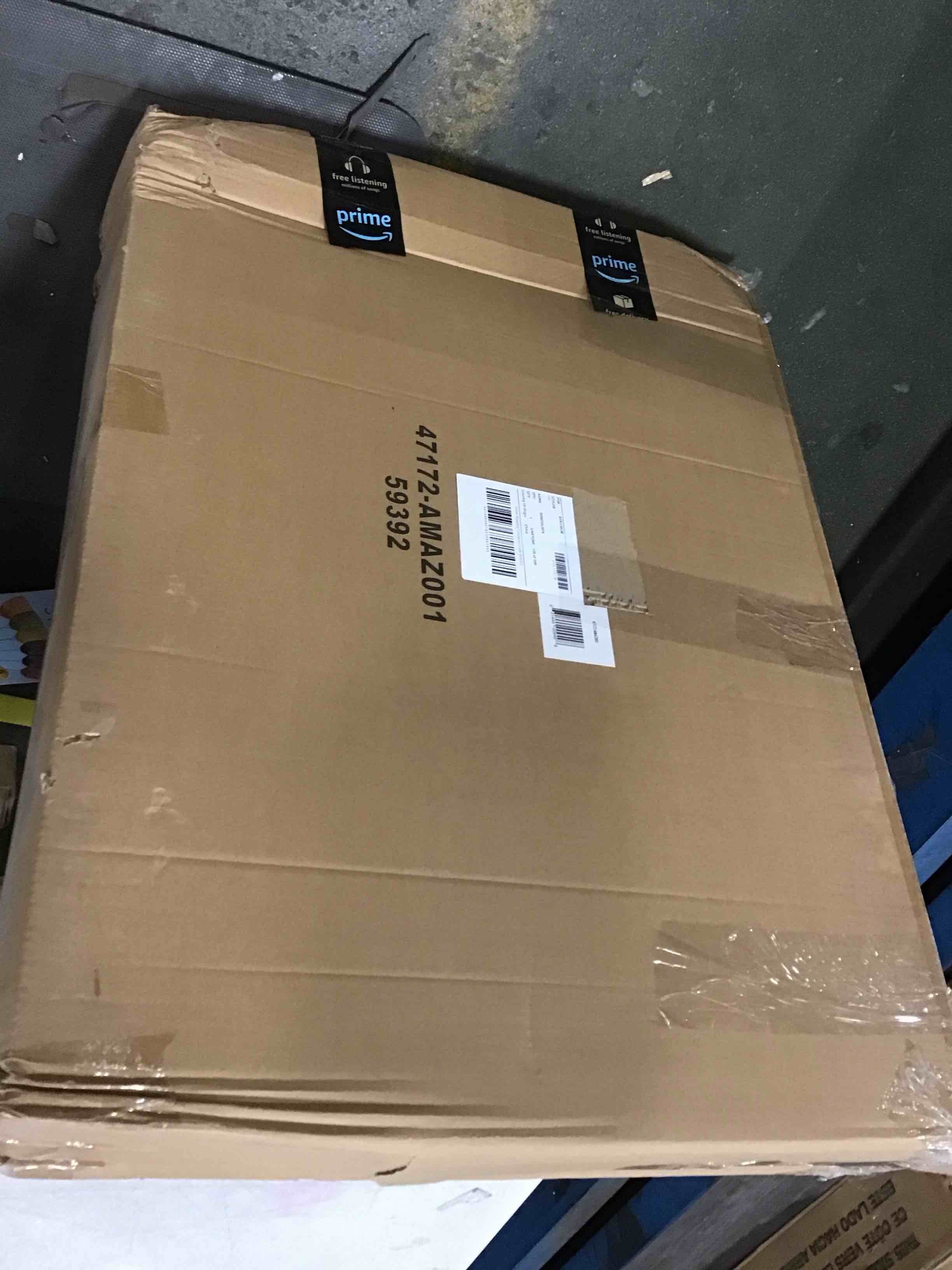https://s3.amazonaws.com/lotting-images-prod/bidfta/BLU5737374_1713526692397.jpeg