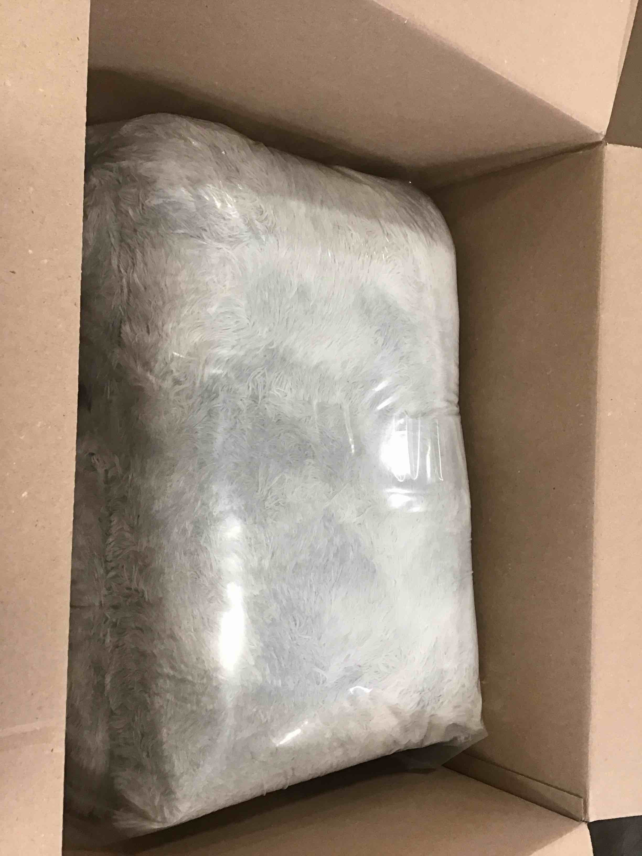 https://s3.amazonaws.com/lotting-images-prod/bidfta/BLU5737833_1713807386468.jpeg