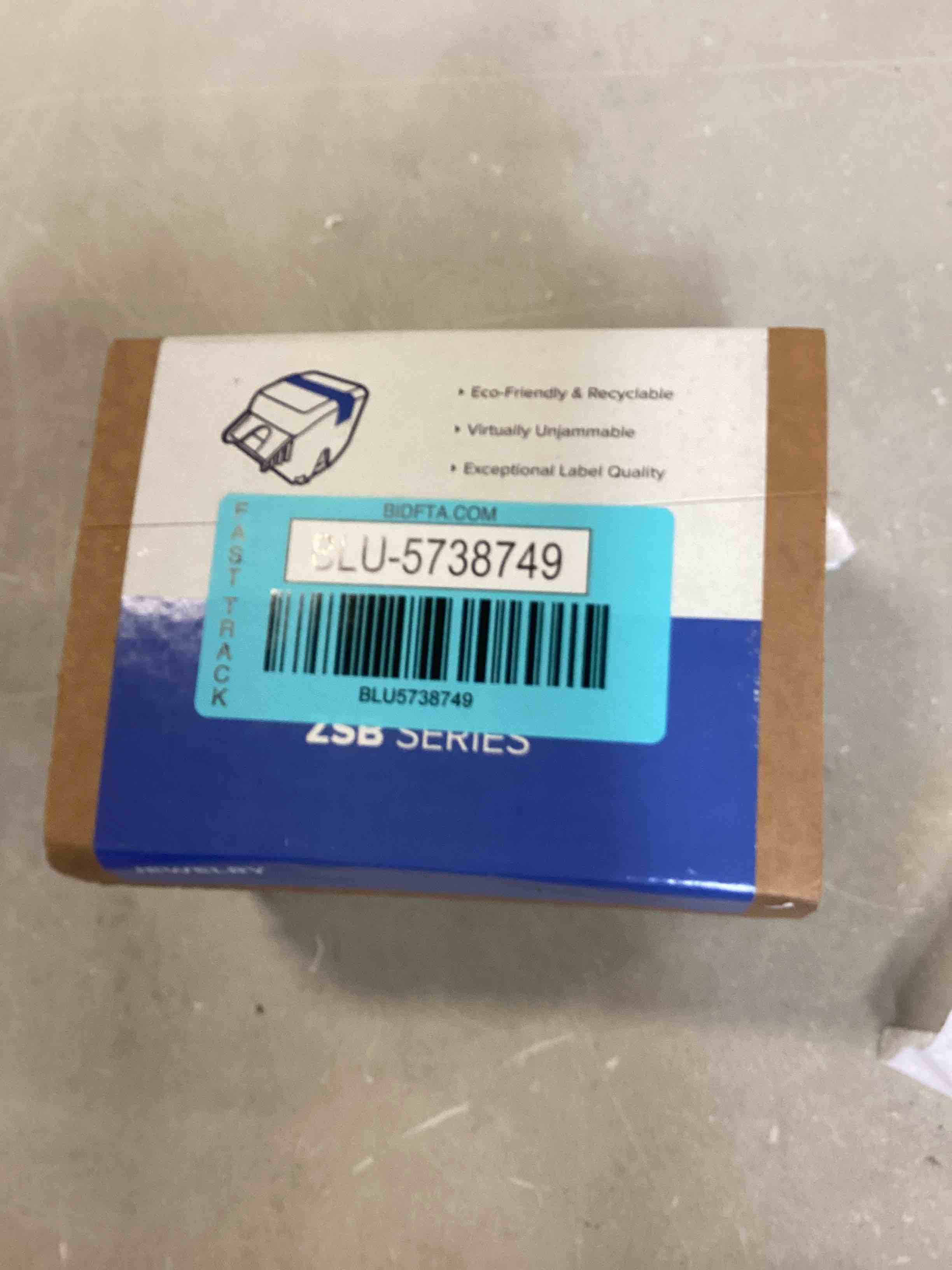 https://s3.amazonaws.com/lotting-images-prod/bidfta/BLU5738749_1713452262081.jpeg