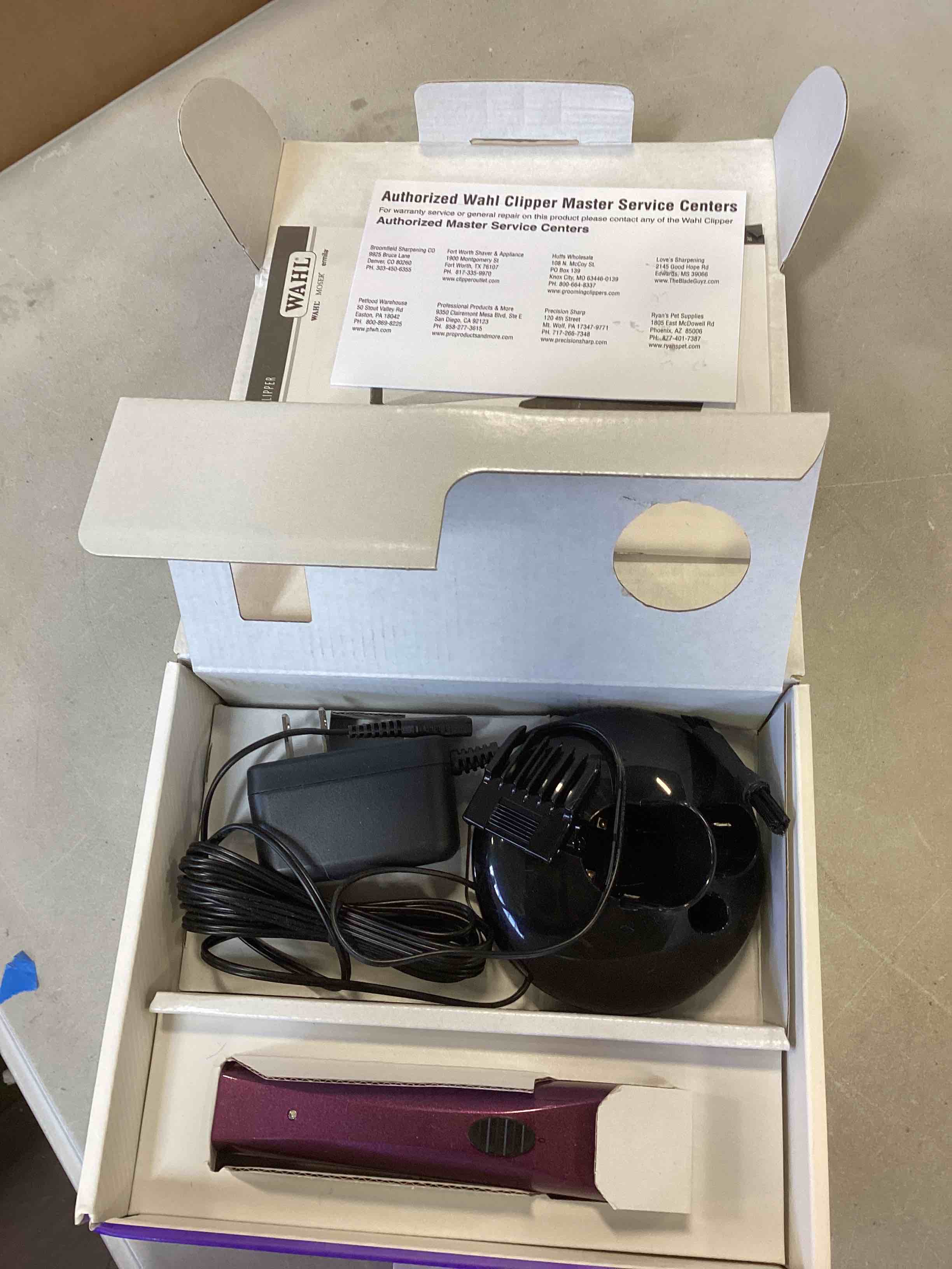 https://s3.amazonaws.com/lotting-images-prod/bidfta/BLU5738772_1713458607381.jpeg