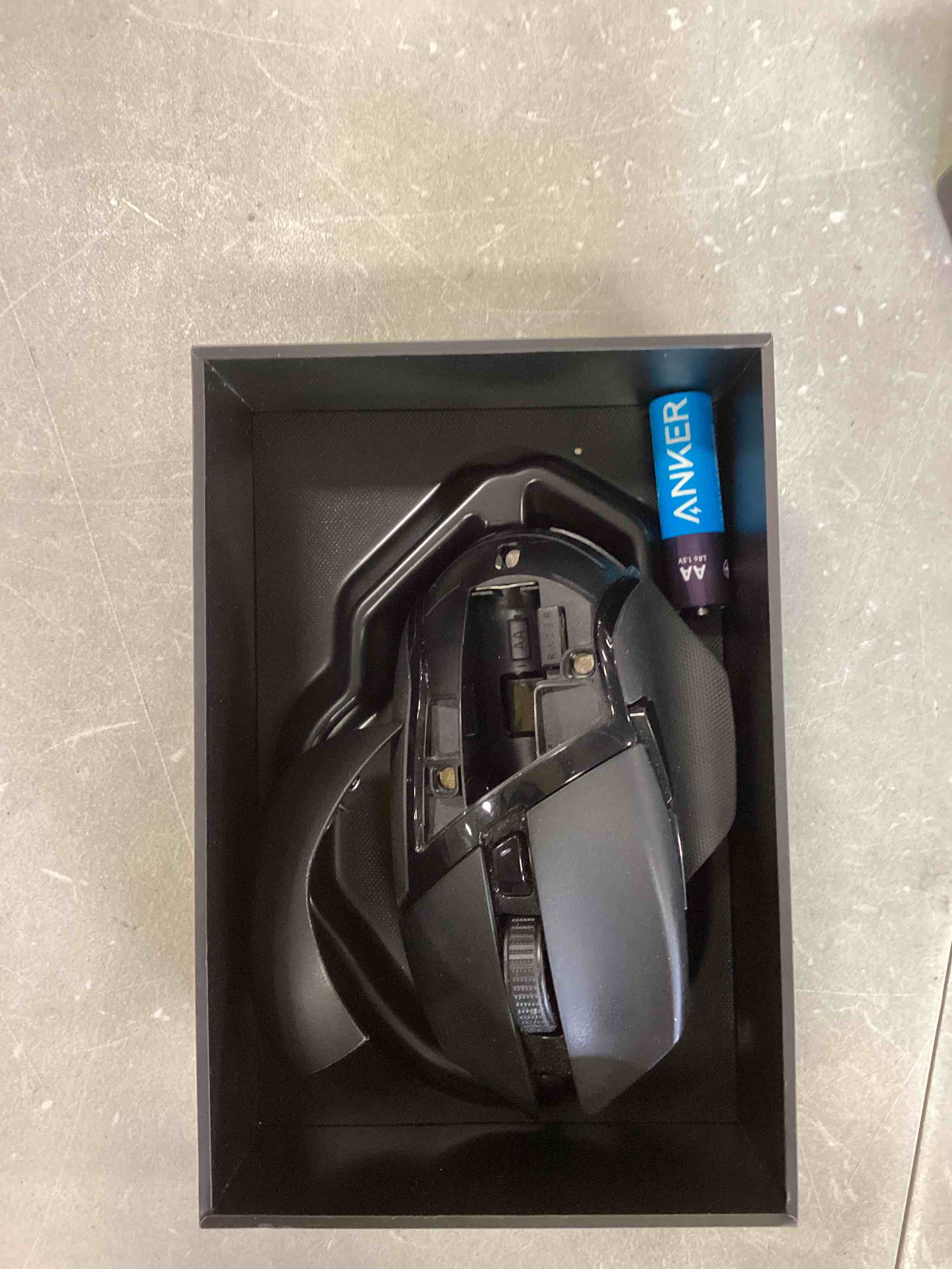 https://s3.amazonaws.com/lotting-images-prod/bidfta/BLU5739090_1713546167871.jpeg