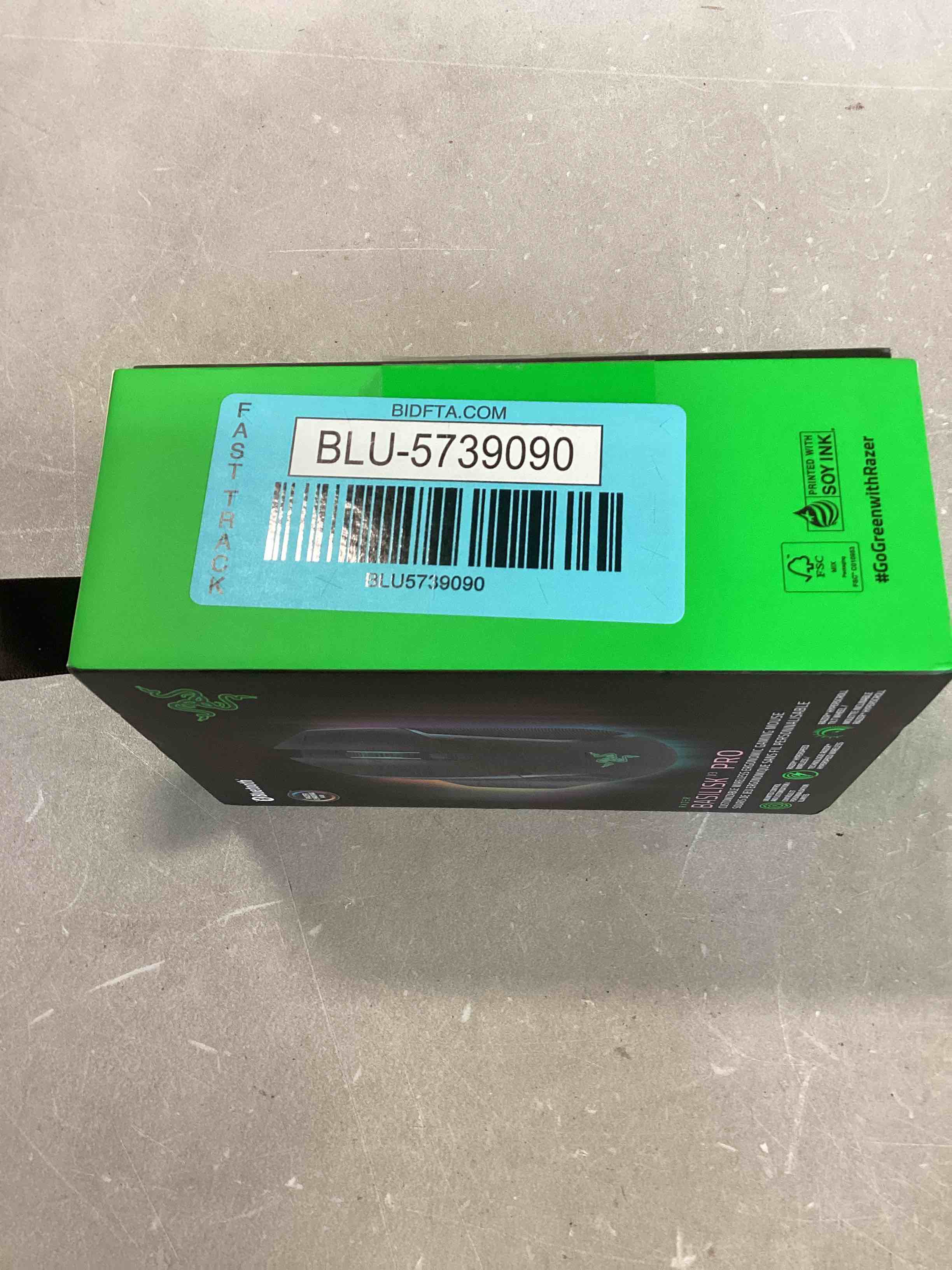 https://s3.amazonaws.com/lotting-images-prod/bidfta/BLU5739090_1713546181895.jpeg