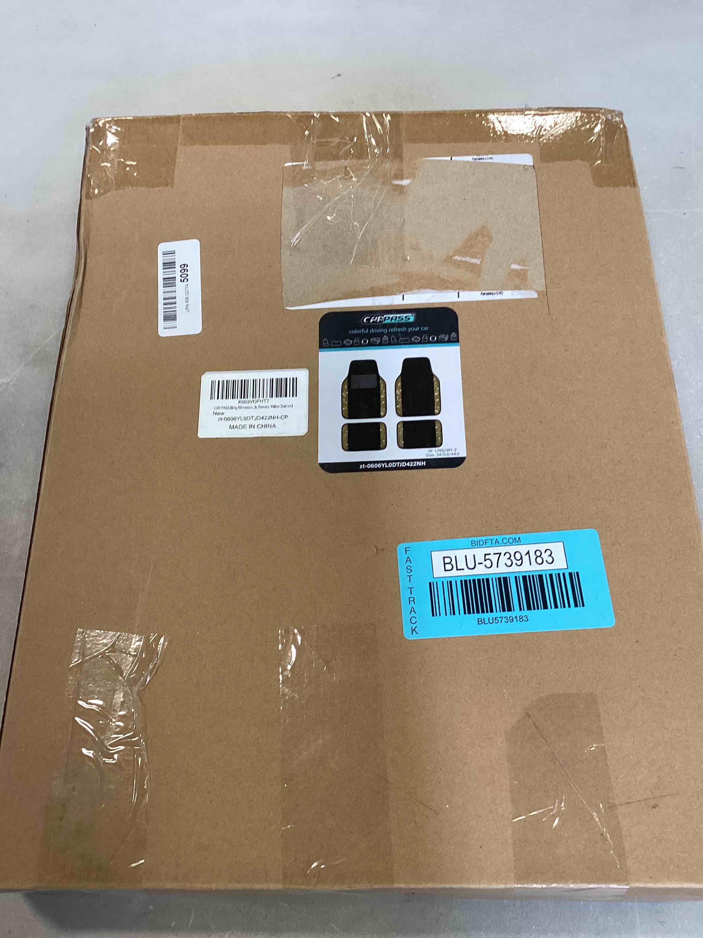https://s3.amazonaws.com/lotting-images-prod/bidfta/BLU5739183_1713557114385.jpeg