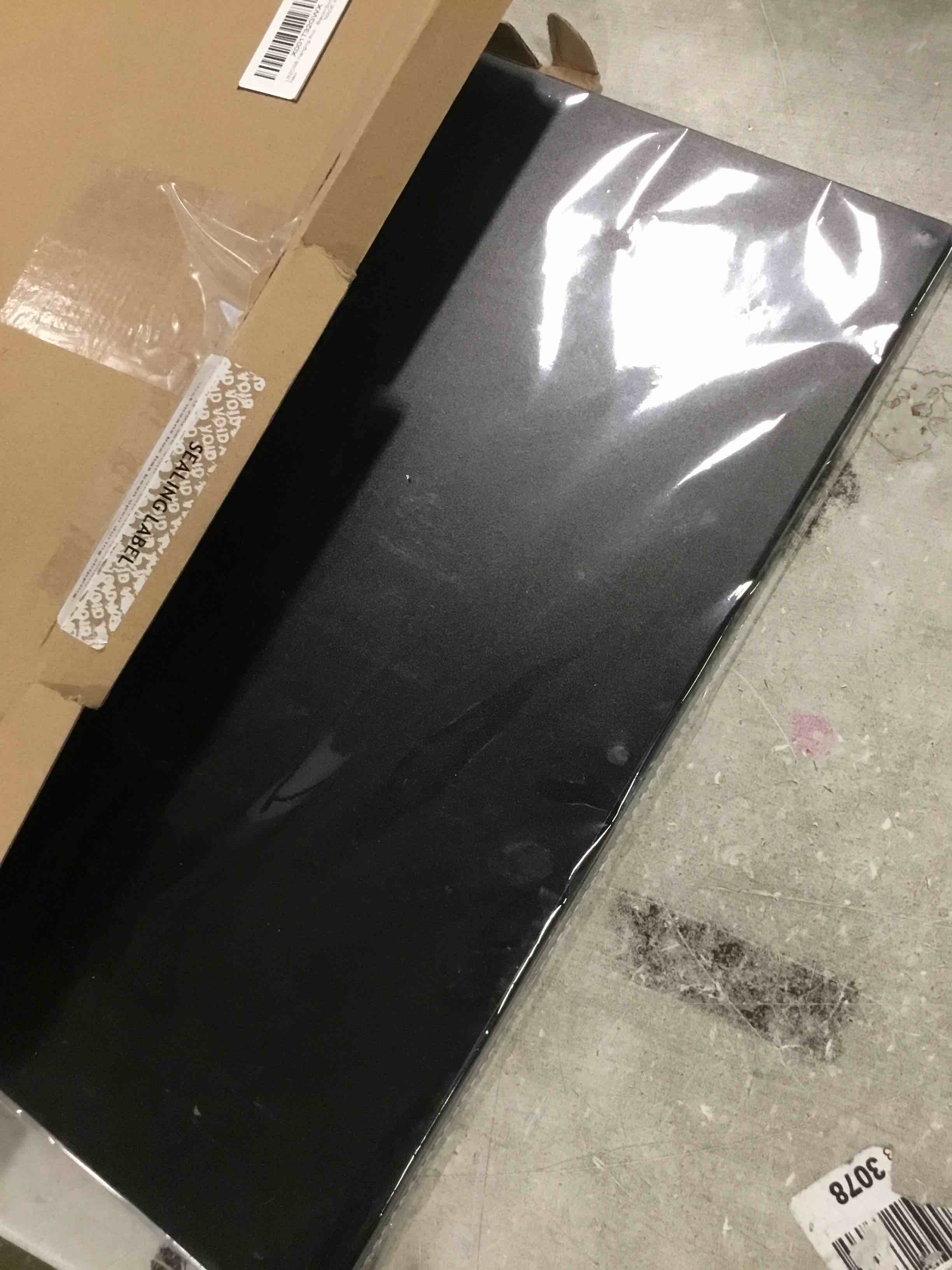 https://s3.amazonaws.com/lotting-images-prod/bidfta/BLU5739805_1713293405223.jpeg