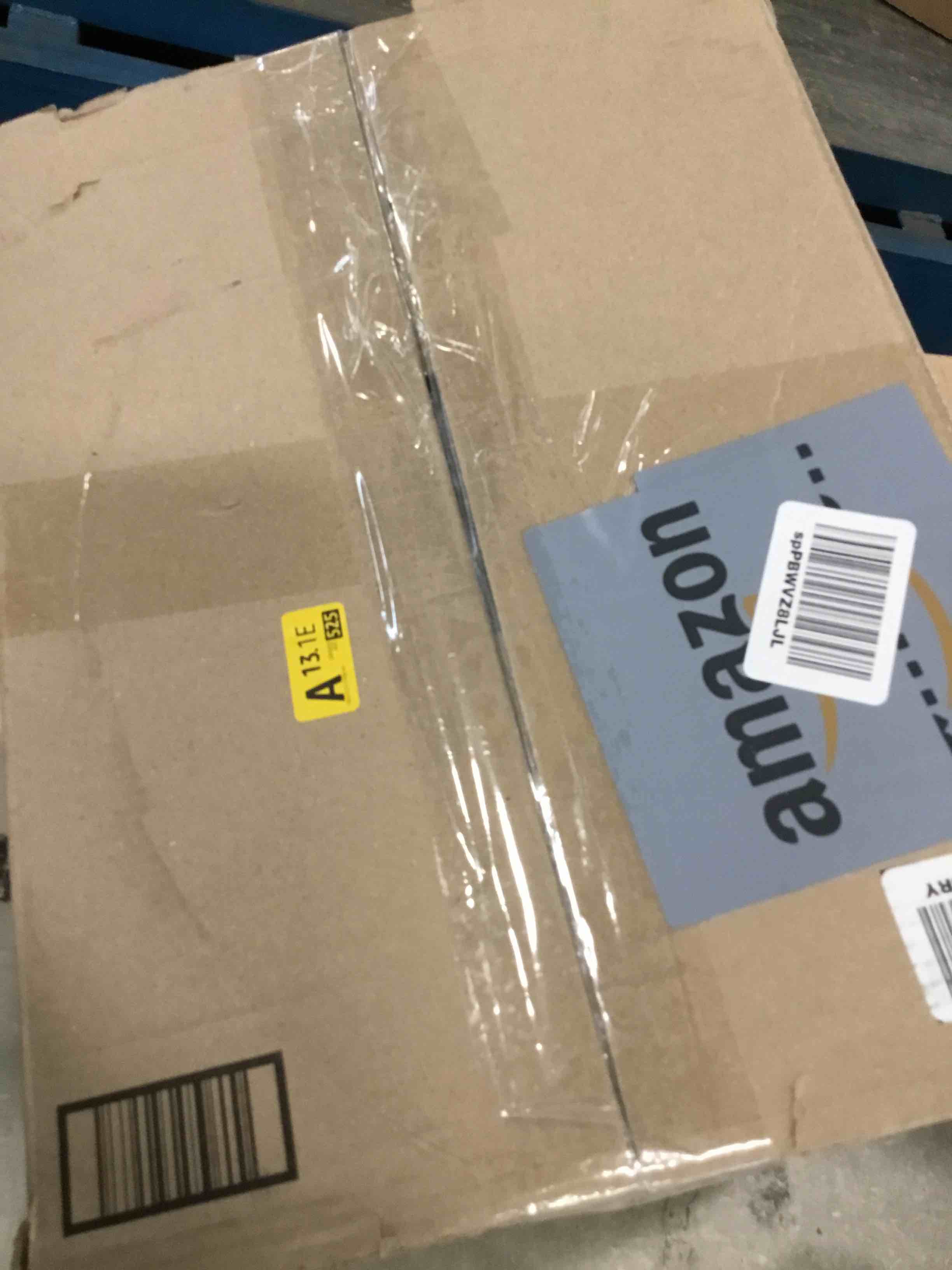 https://s3.amazonaws.com/lotting-images-prod/bidfta/BLU5739818_1713296011652.jpeg