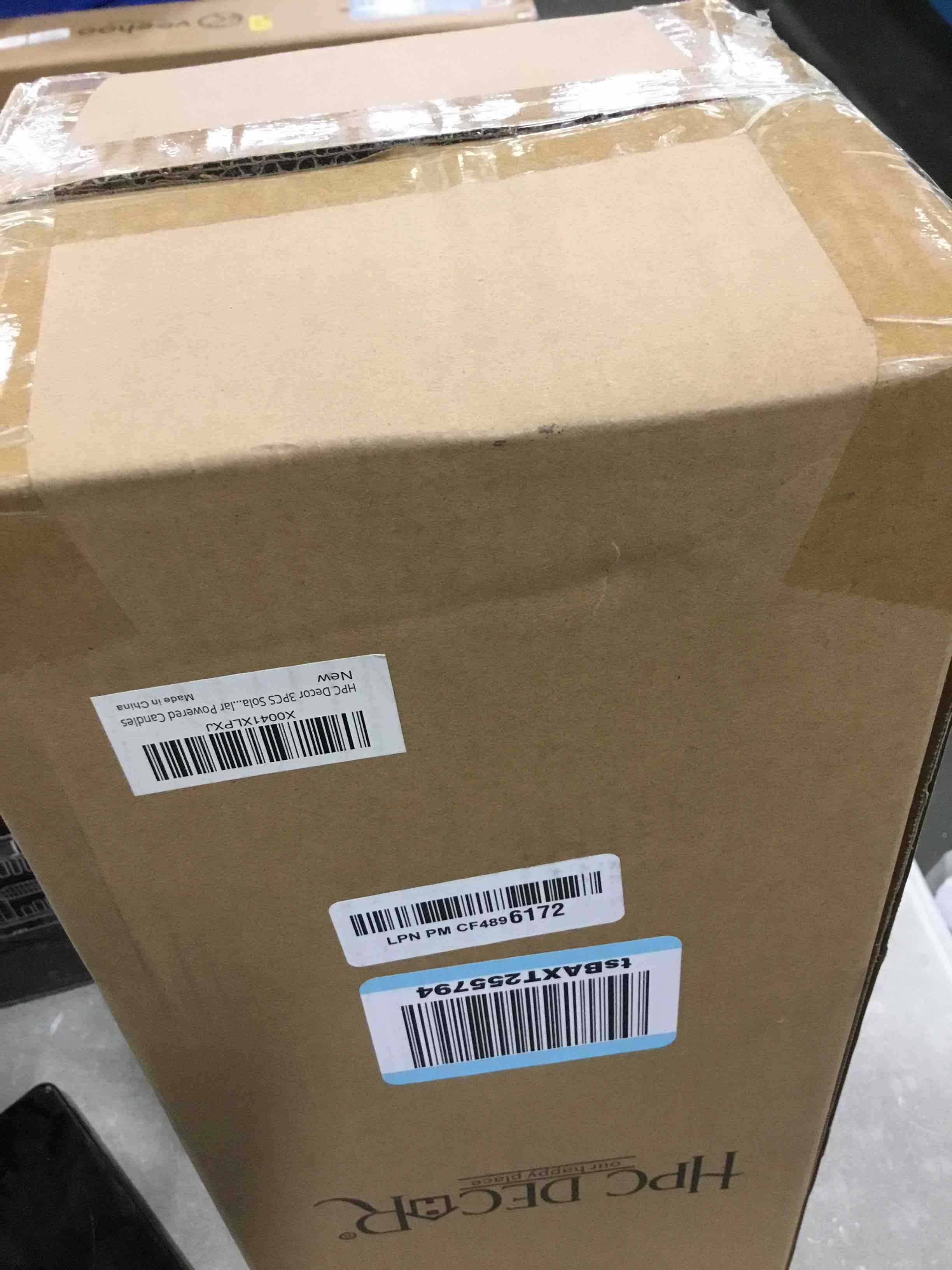 https://s3.amazonaws.com/lotting-images-prod/bidfta/BLU5740193_1713540061250.jpeg