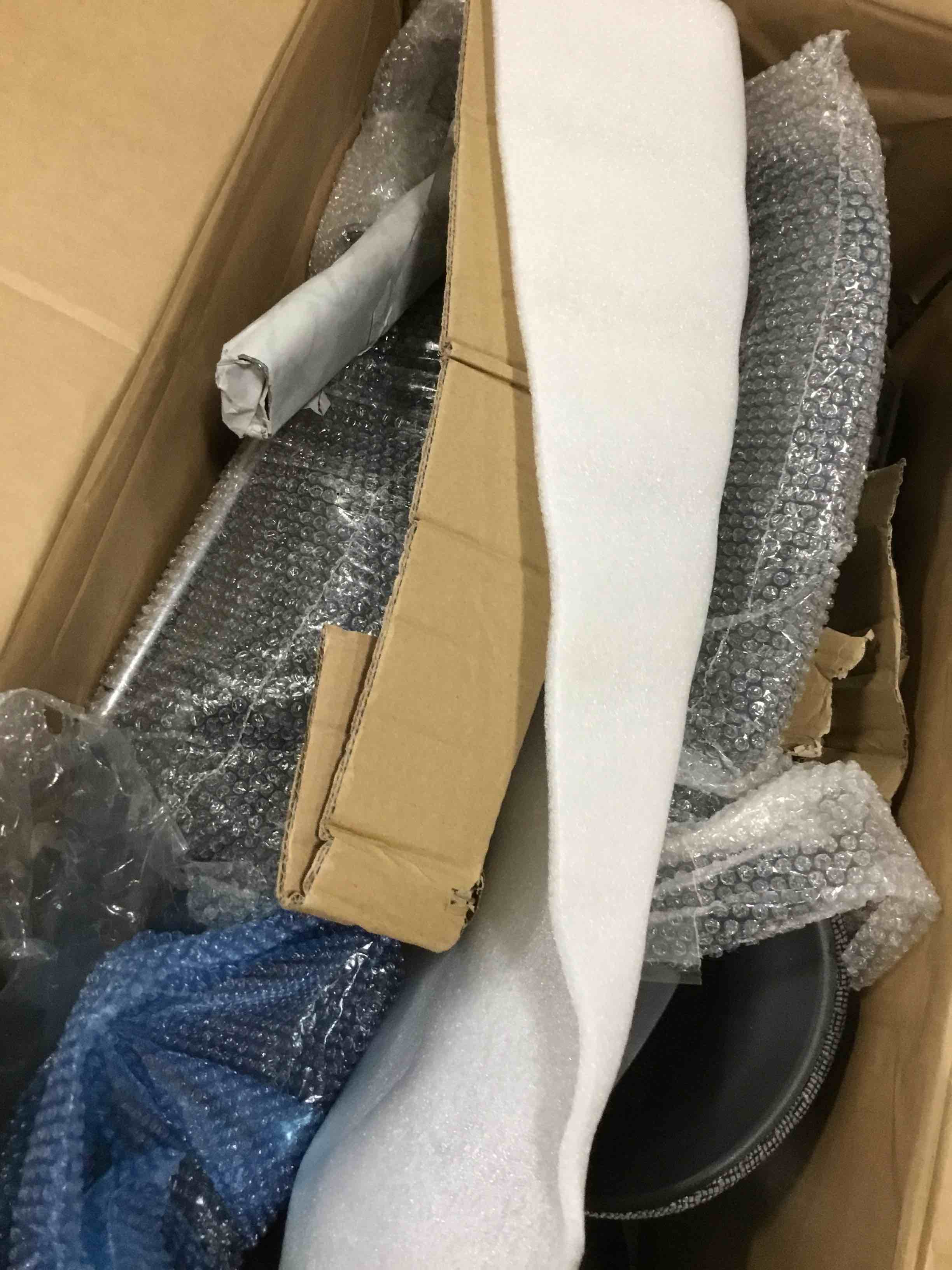 https://s3.amazonaws.com/lotting-images-prod/bidfta/BLU5740792_1713885636006.jpeg